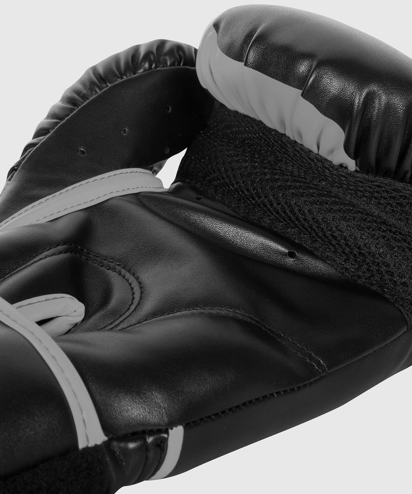 Guantes de Boxeo Venum Challenger 2.0 - Negro/Gris