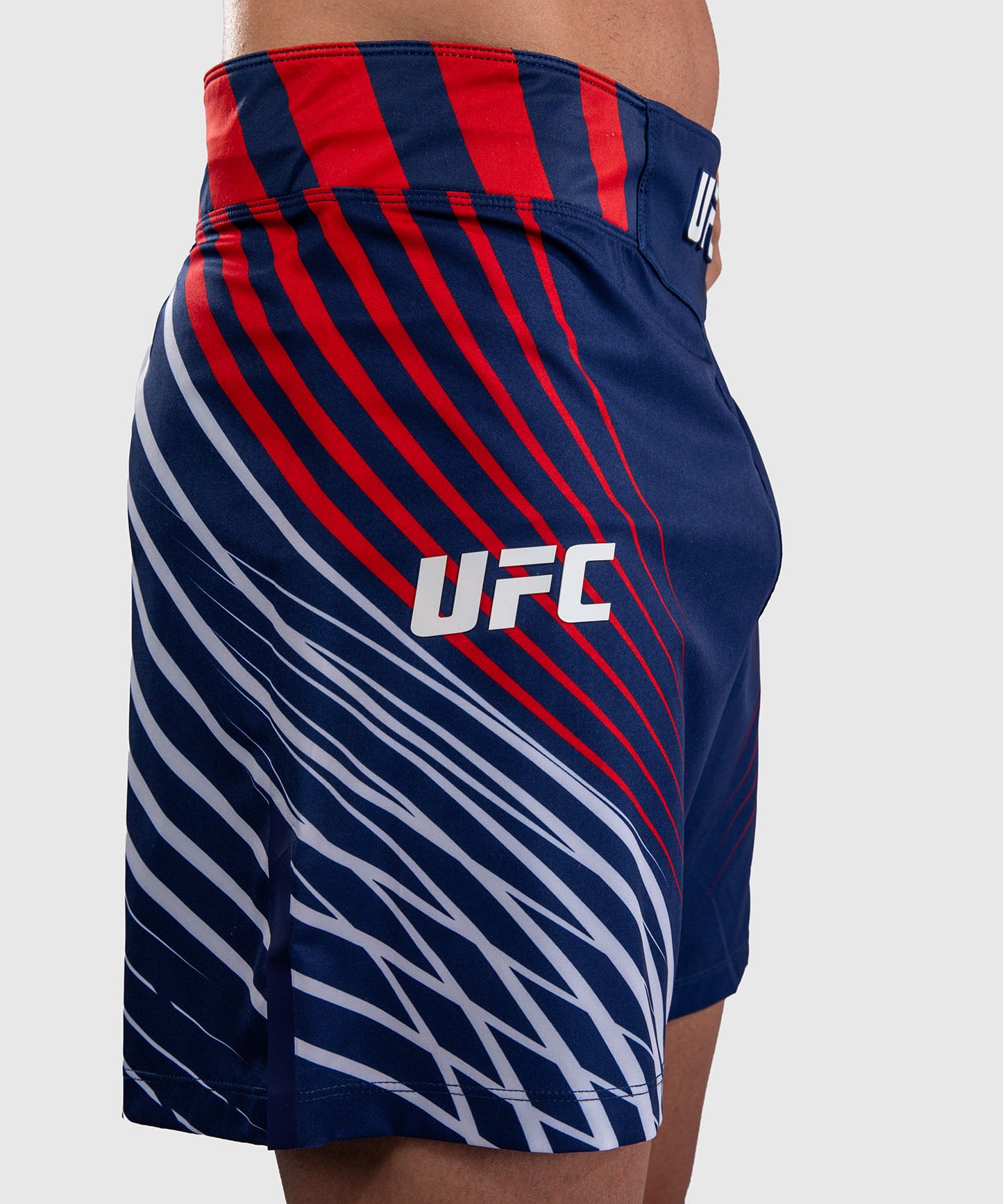 Official UFC Freedom 250 by Venum Authentic Fight Night Pantaloncini da combattimento taglio corto da uomo - Blu