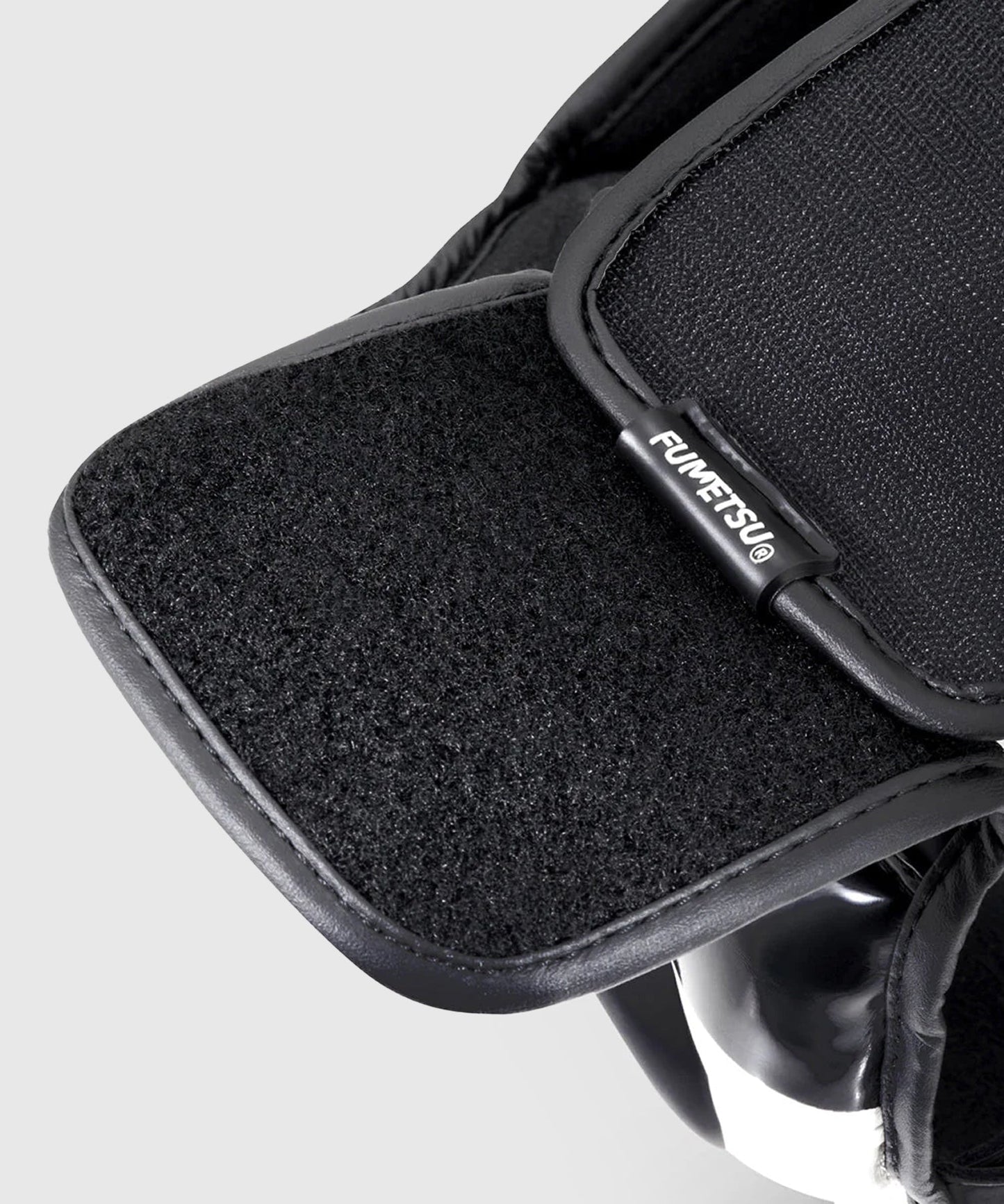 Casque de Protection Fumetsu Ghost S3 - Blanc/Noir/Gris