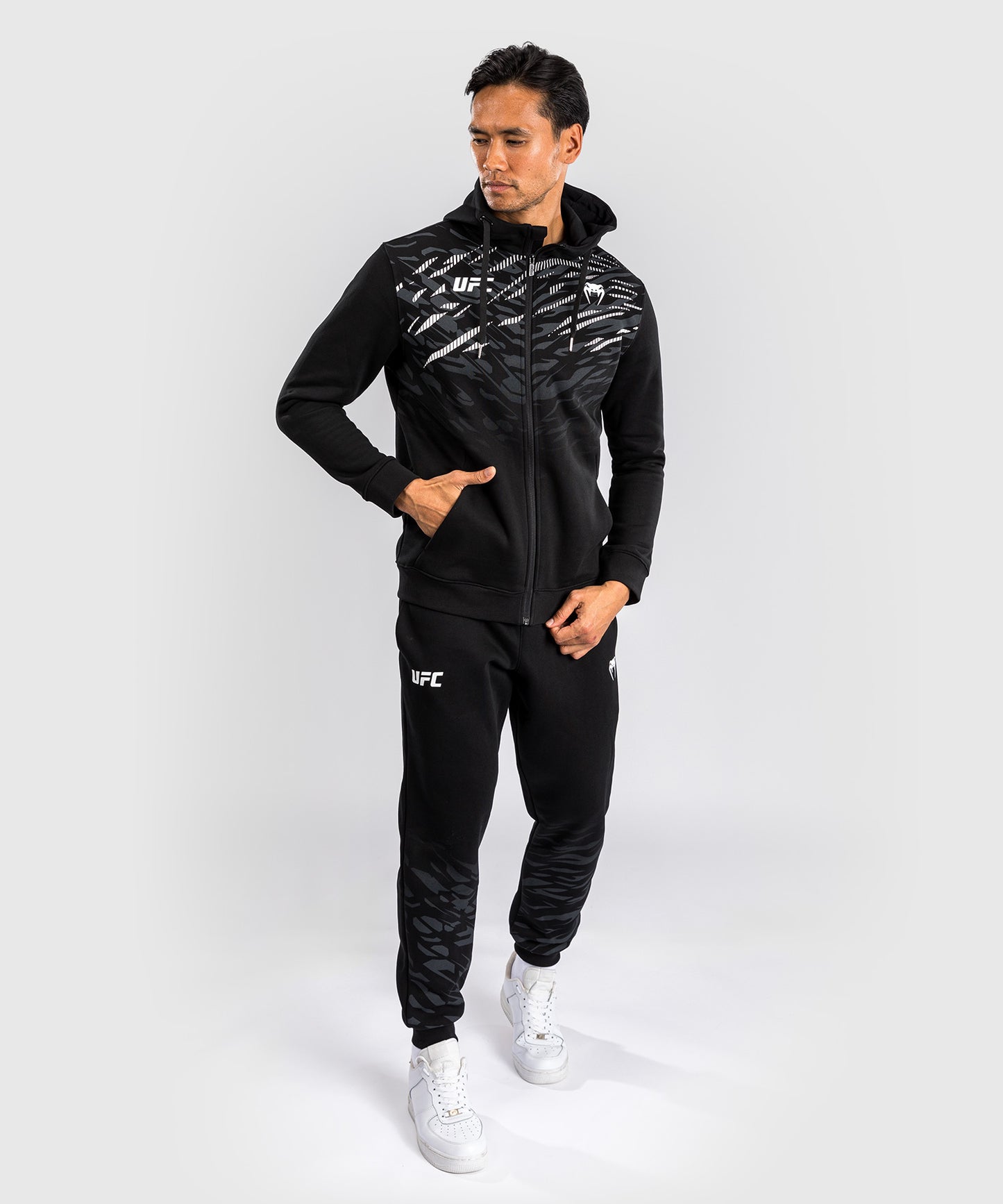 Veste à Capuche Zippé pour Hommes UFC Fusion by Venum Replica - Noir
