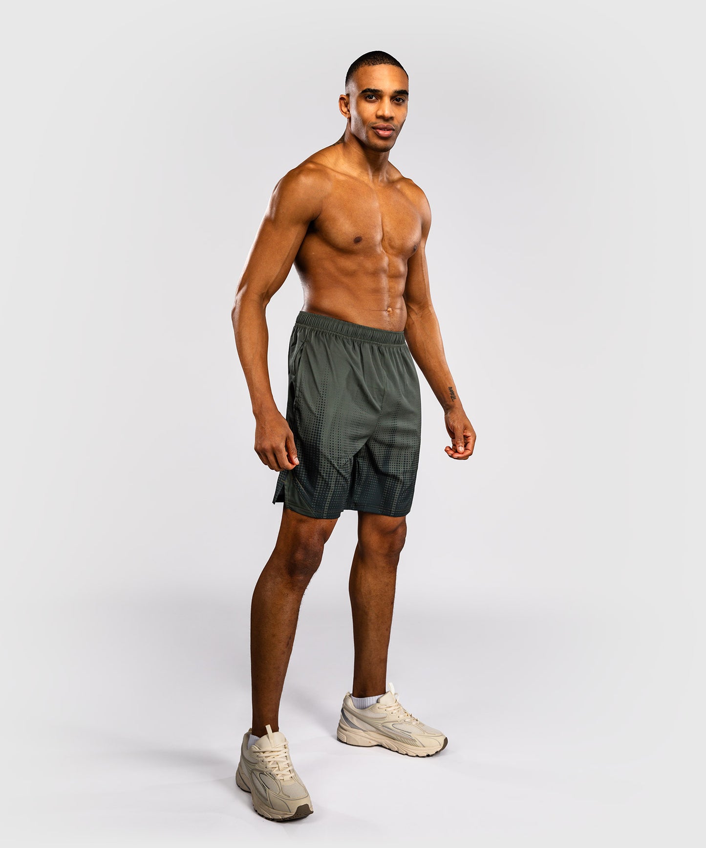 Venum Stealth Trainingshorts – Khaki/Dunkelgrün