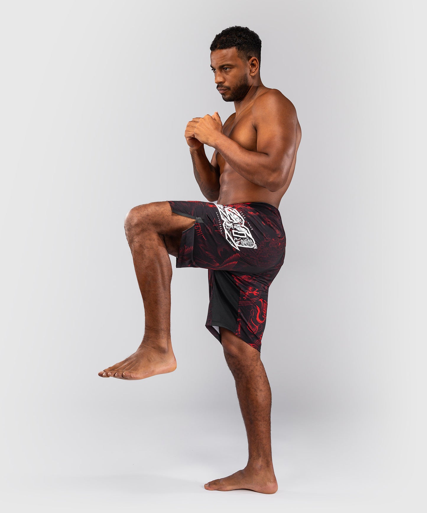 Venum 20th Anniversary Fightshorts - Black/Red