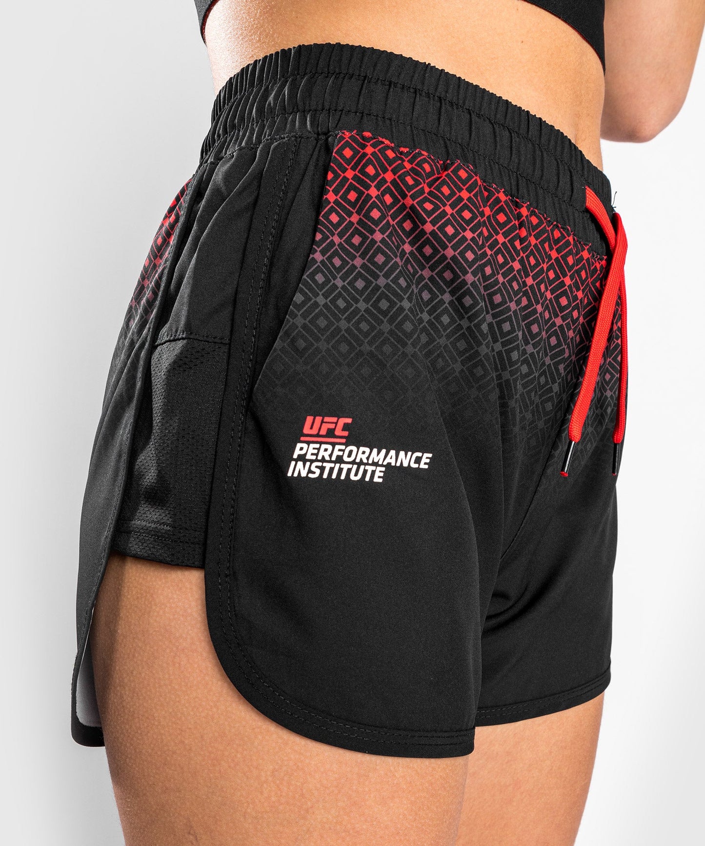 Venum Performance Institute UFC-Trainingsshorts - Damen - Schwarz/Rot