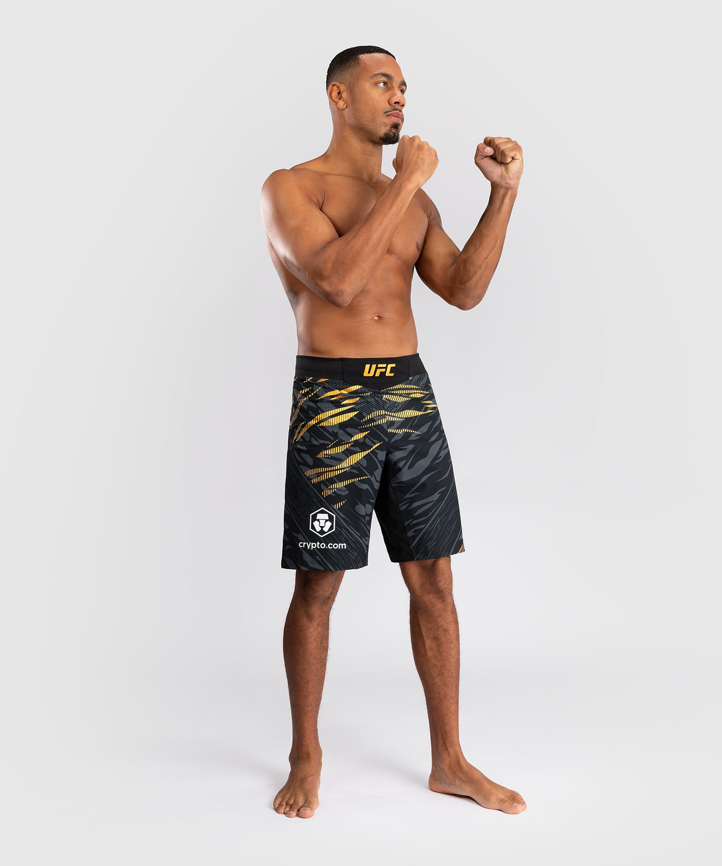 UFC Fusion by Venum Authentic Fight Night Shorts de Lucha para Hombre - Ajuste Largo - Champion
