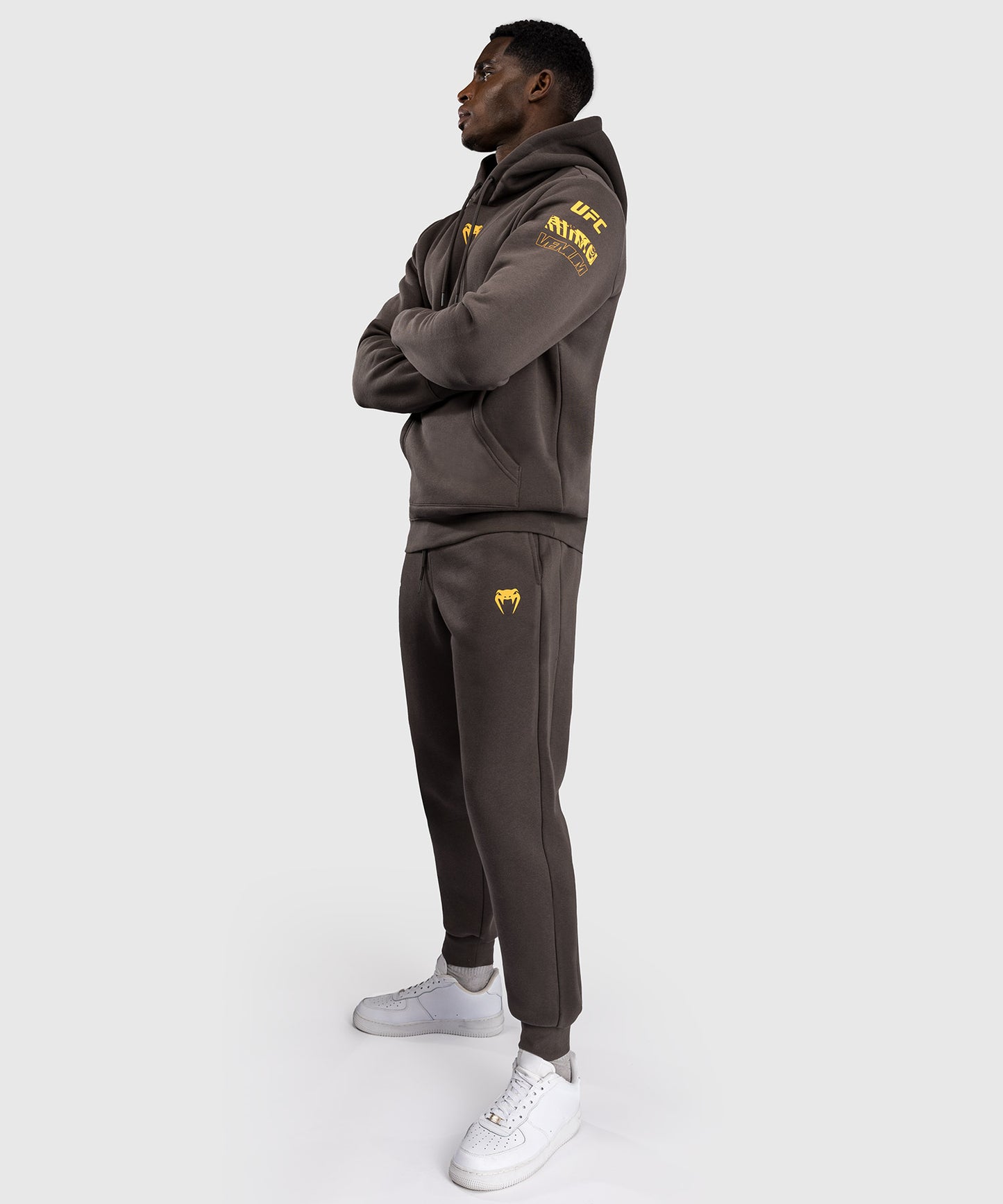 UFC Fusion by Venum Fight Week Sudadera con Capucha para Hombre - Solid Marrón tierra
