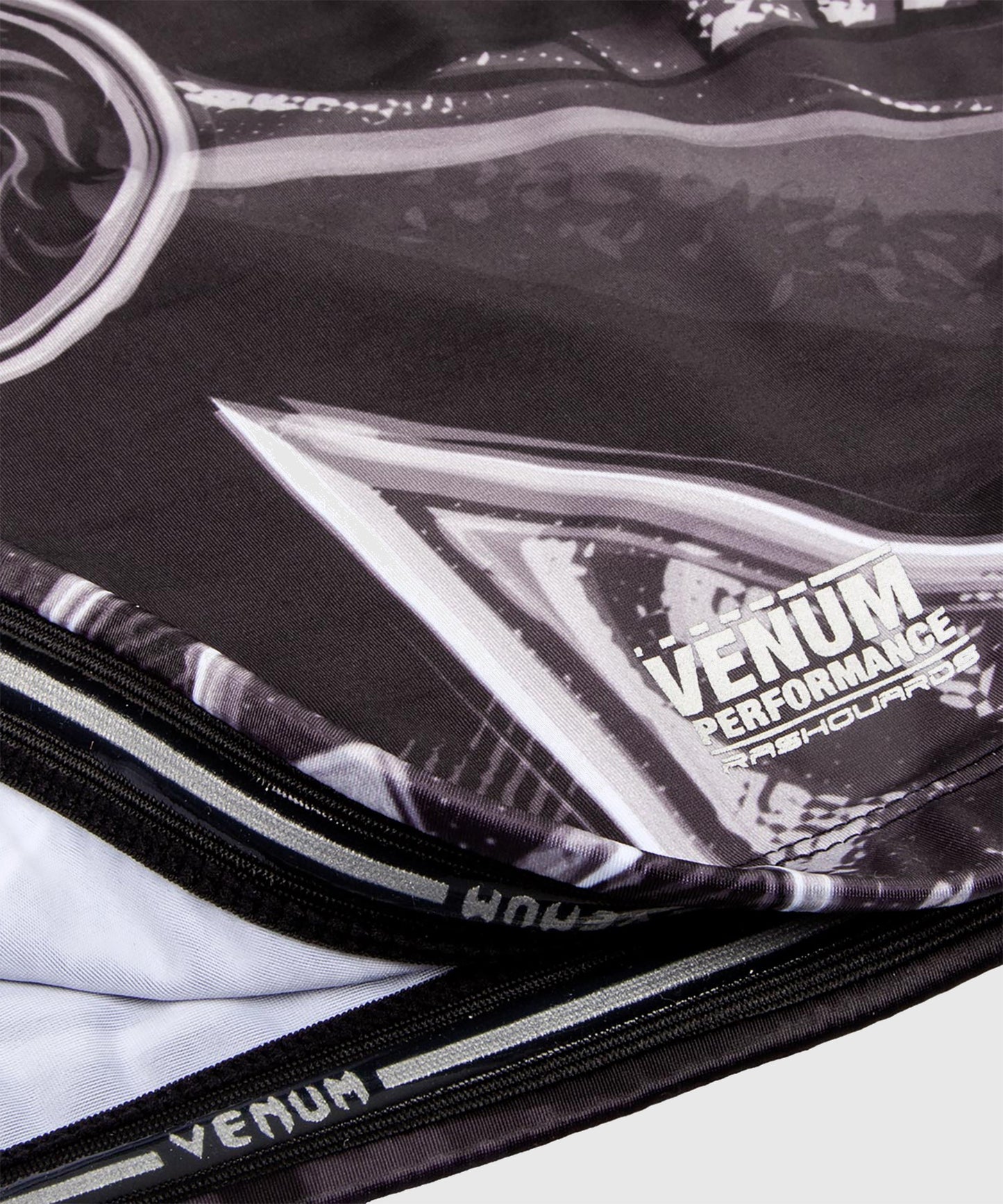 Rashguard Venum Gladiator 3.0 - MANGAS CORTAS