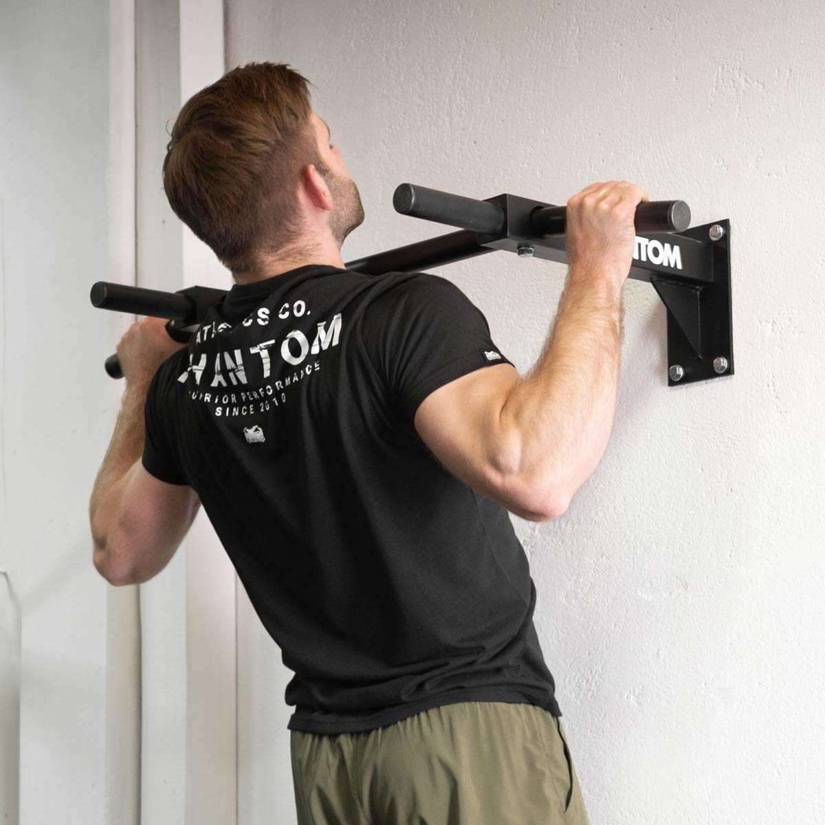 Phantom Athletics Barra de Dominadas de Pared – Negro