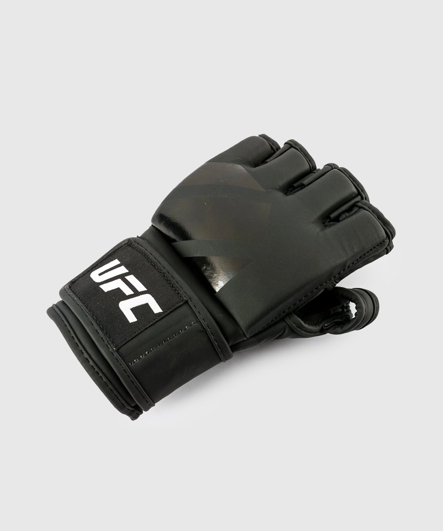 UFC Training Intermix 6oz MMA-Handschuhe - Schwarz