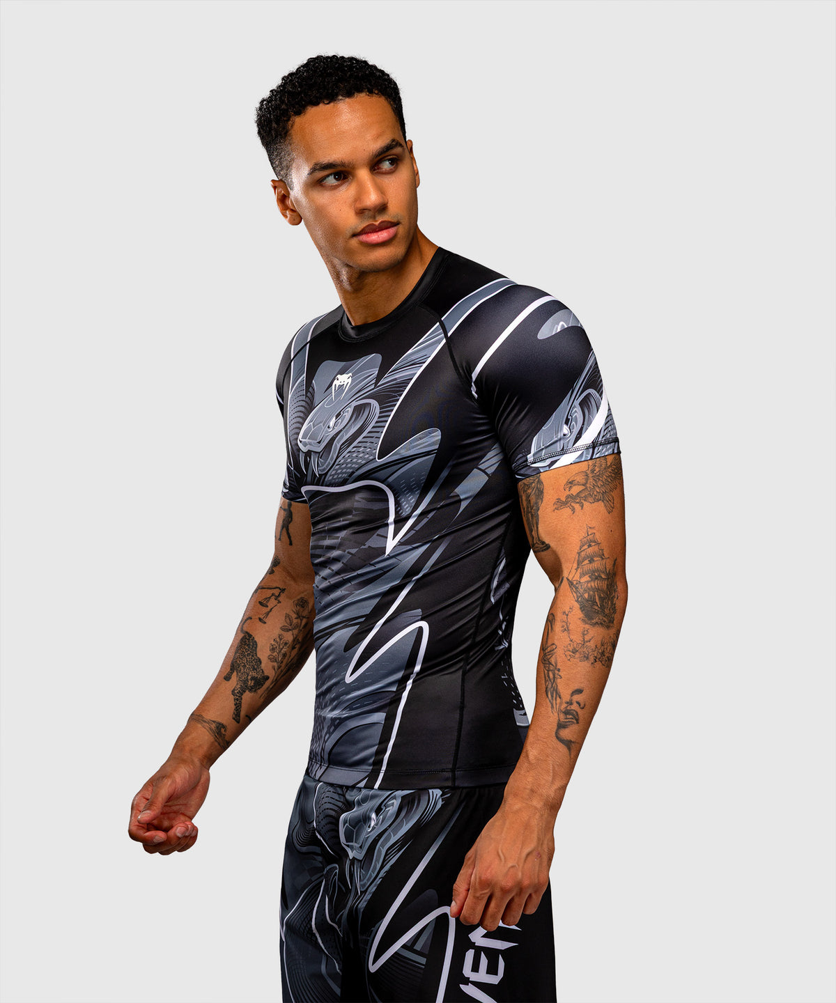 Rashguard manches courtes Venum Crimson Viper 2.0 - Noir/Gris