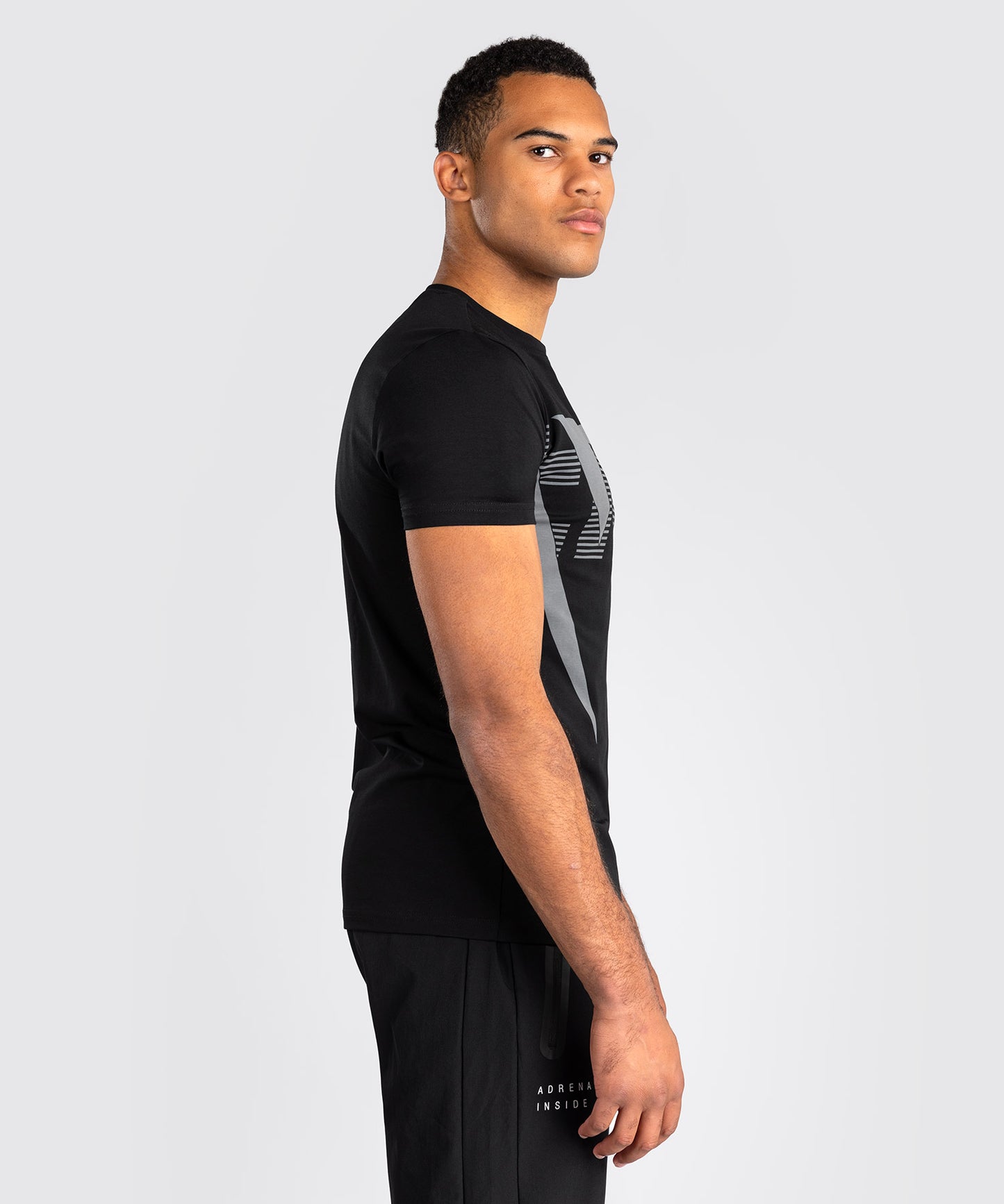 T-shirt Venum Adrenaline – Noir/Gris Argenté