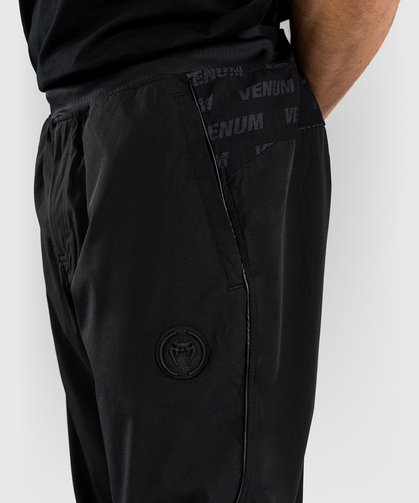 Pantalon de jogging Venum Cargo Light Aero - Noir