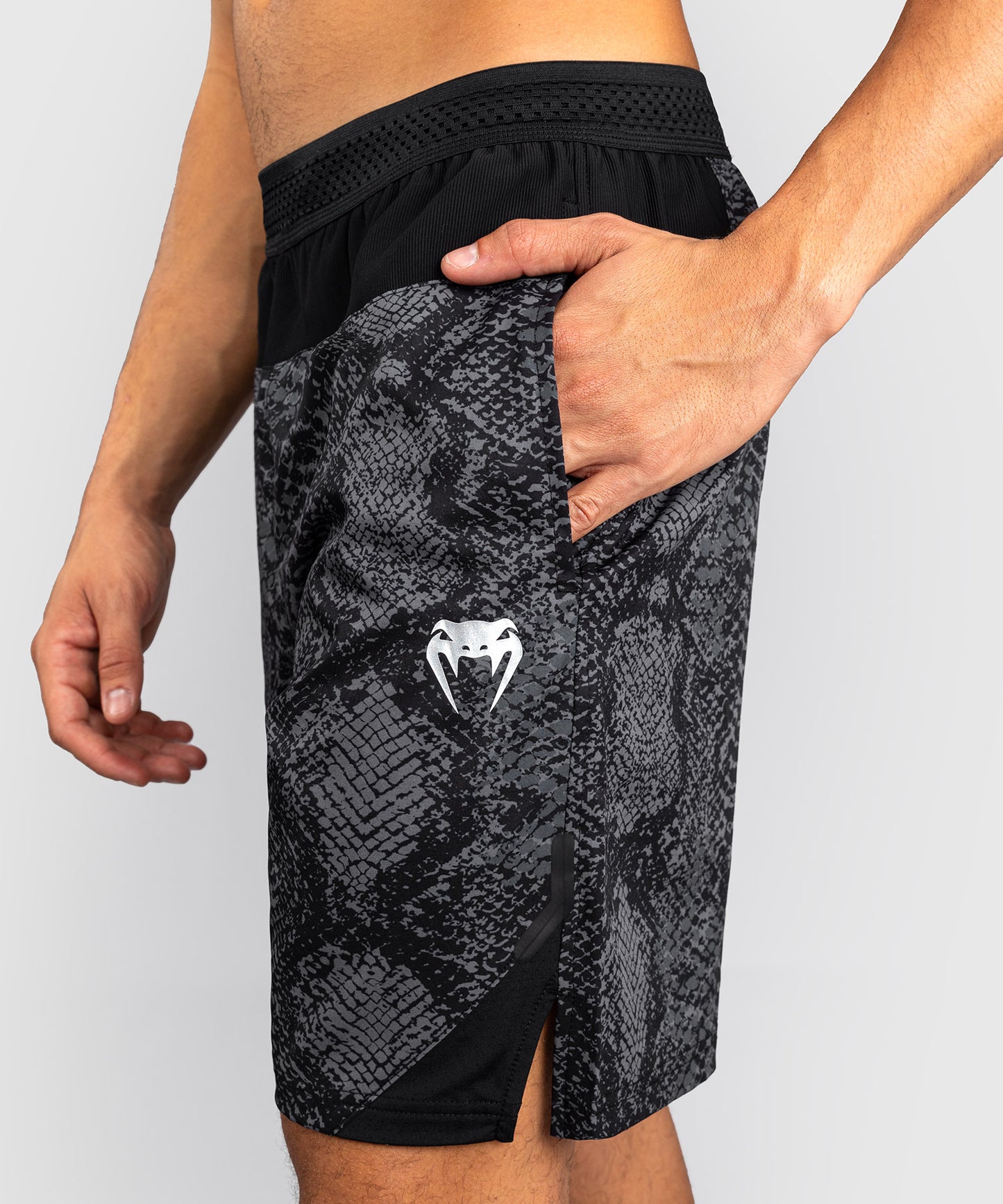 Short d'Entraînement Venum G-Fit Scales – Noir/Gris Charbon
