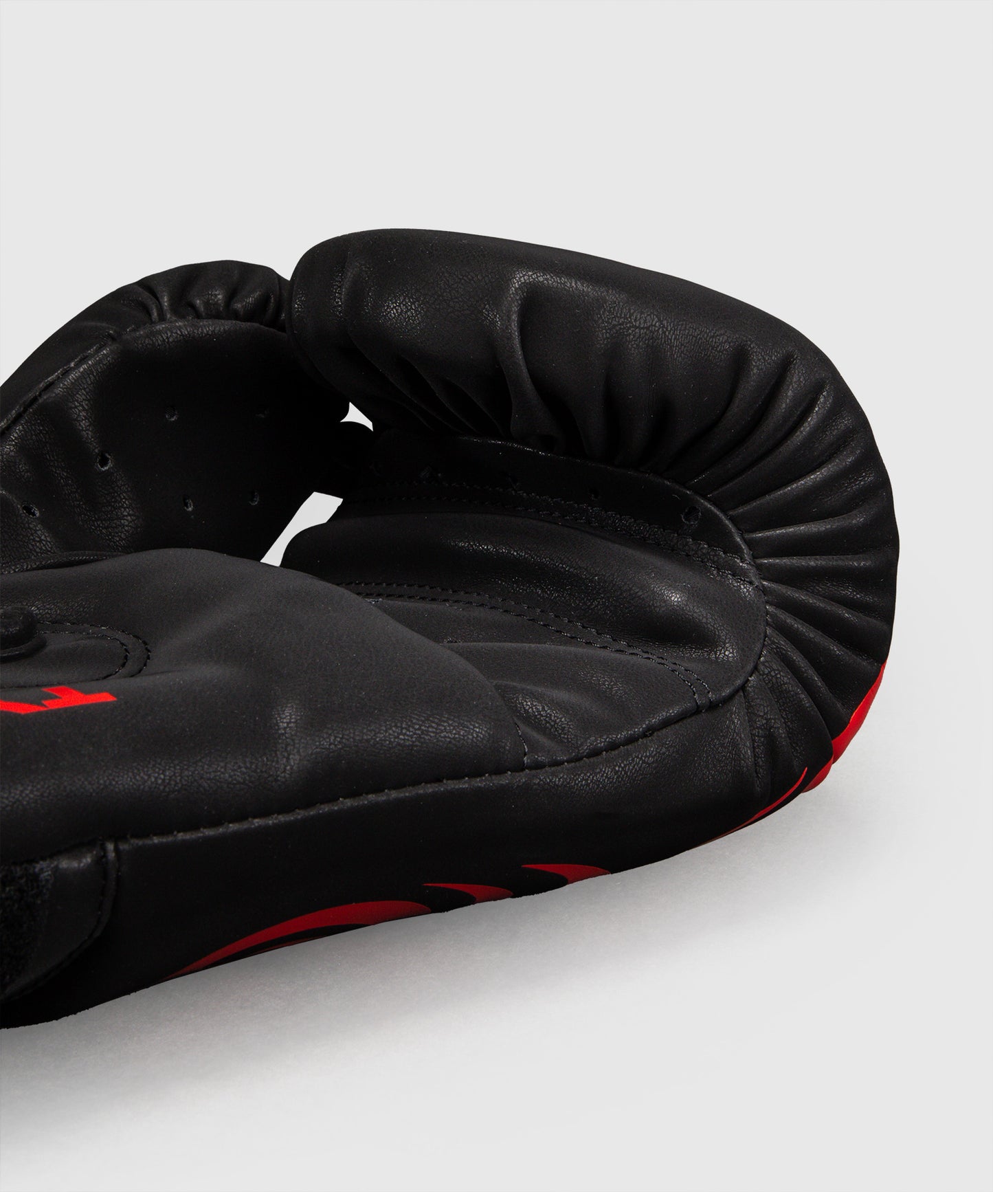 Venum Mike Tyson Boxhandschuhe – Schwarz/Rot