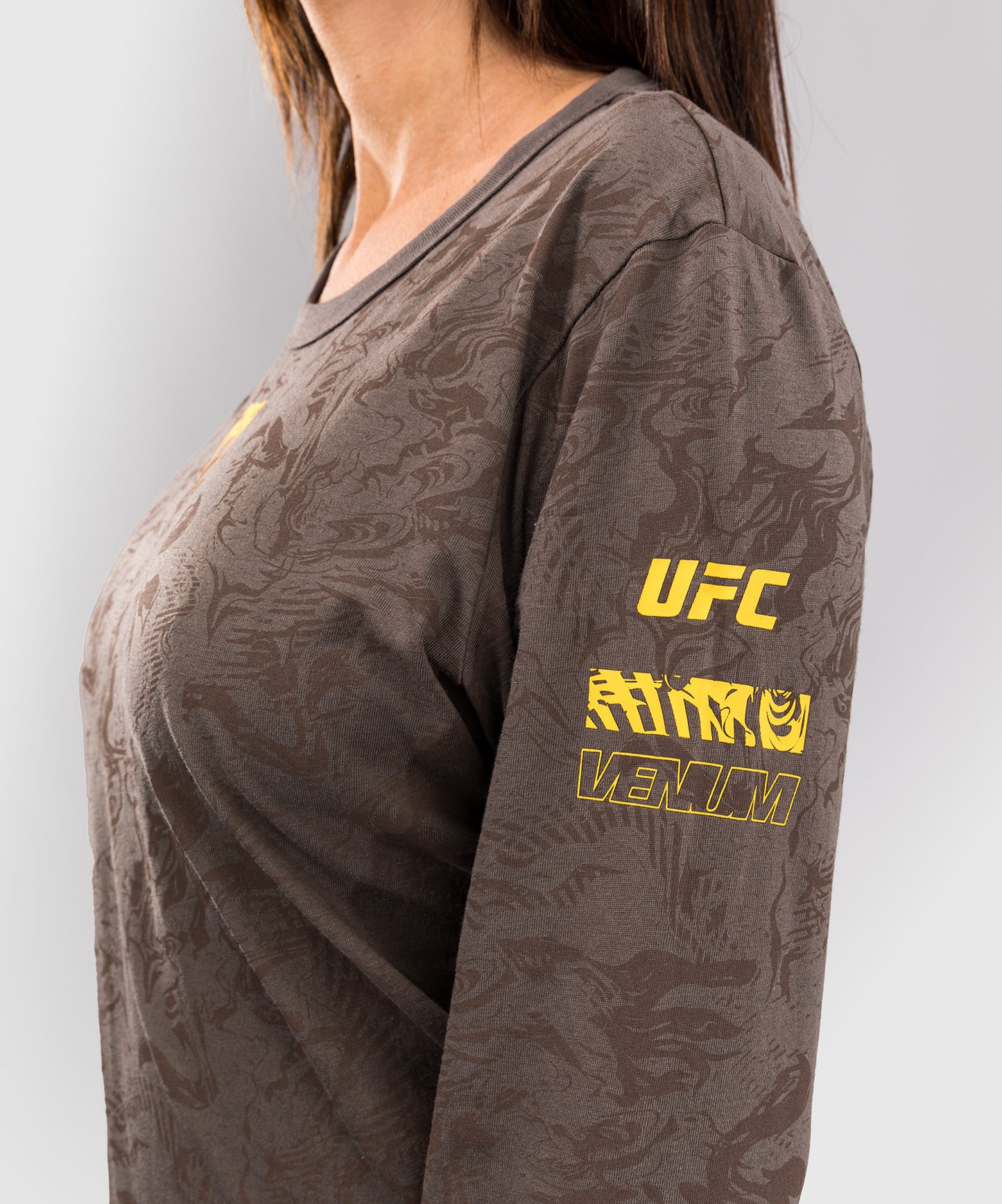 UFC Fusion by Venum Fight Week Women’s Long Sleeve Cotton T-Shirt - Earthen Brown