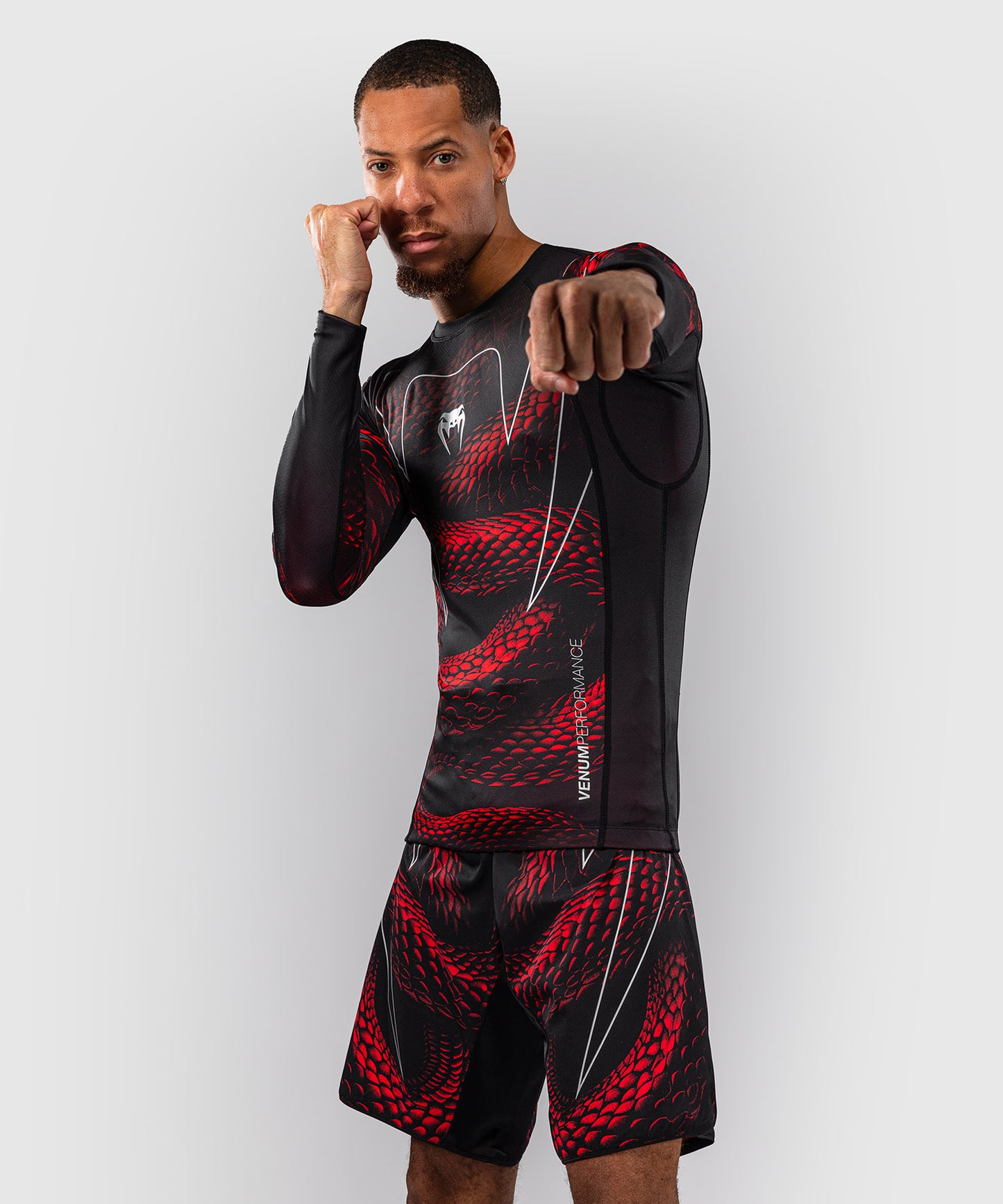Rashguard à Manches Longues Venum Matupa - Noir/Rouge/Argent