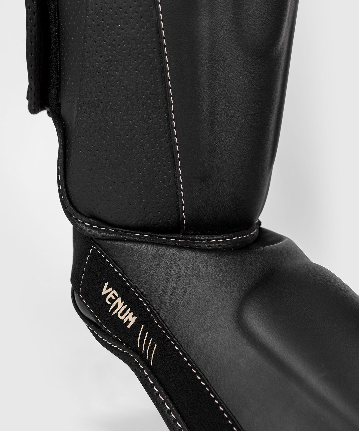 Venum Impact Evo Espinilleras - Negro