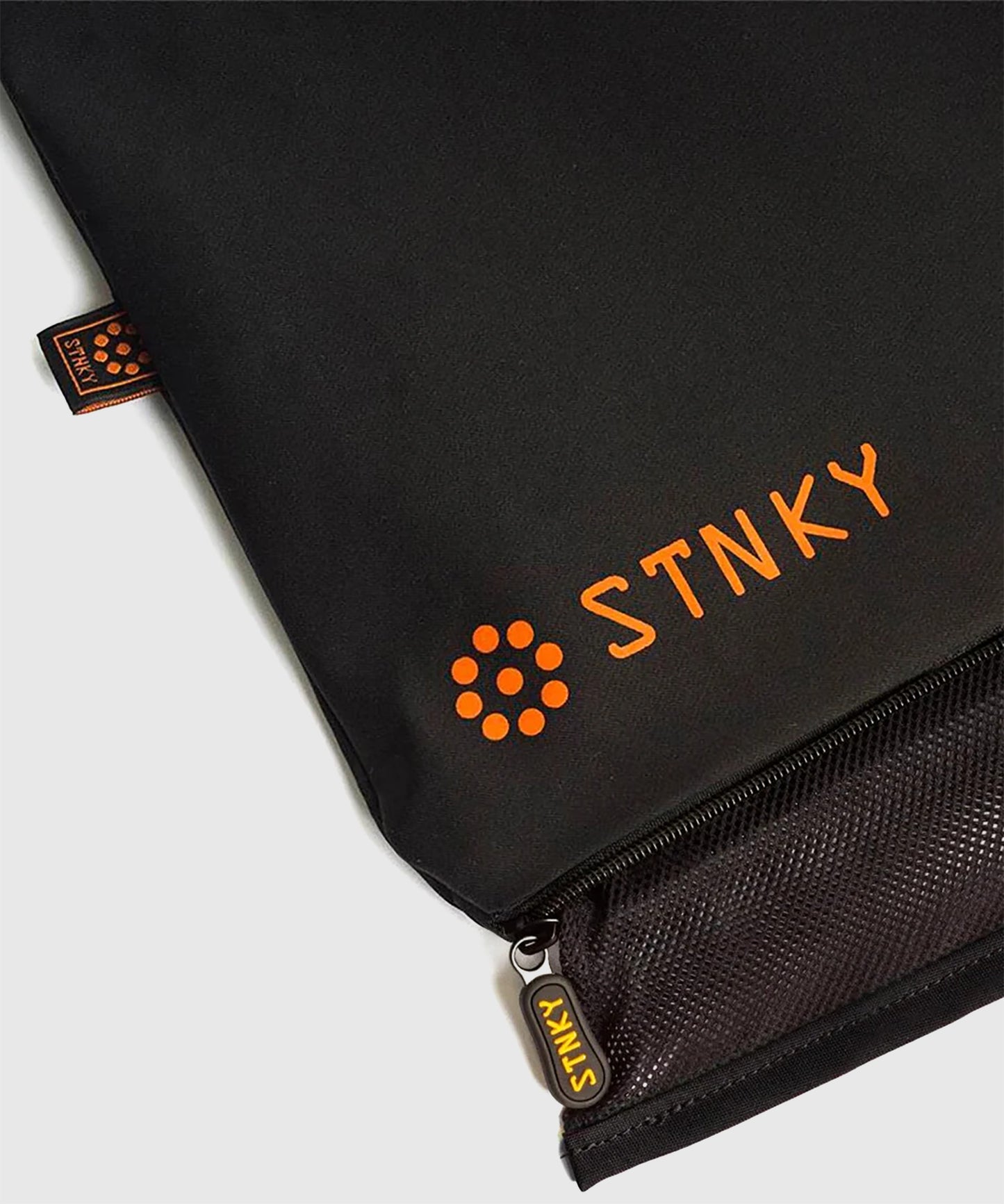 Pochette Stnky 13L – Negro