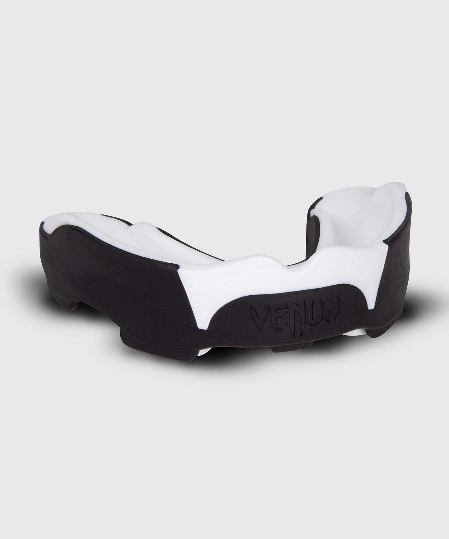 Venum Predator Protector Bucal - Negro/Blanco