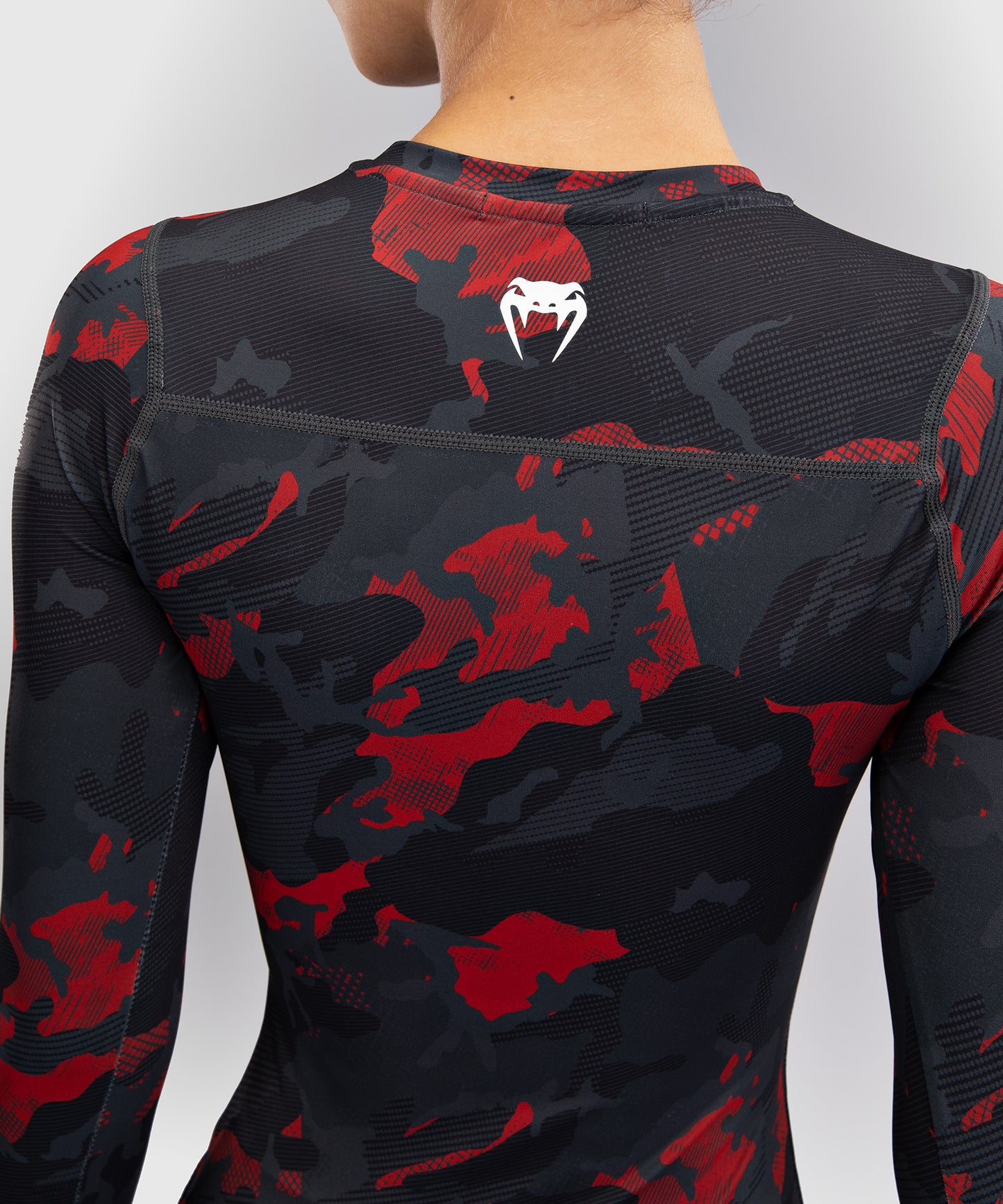 Venum x Sophia Rose Urban Red Camo Damen Langarm Rashguard