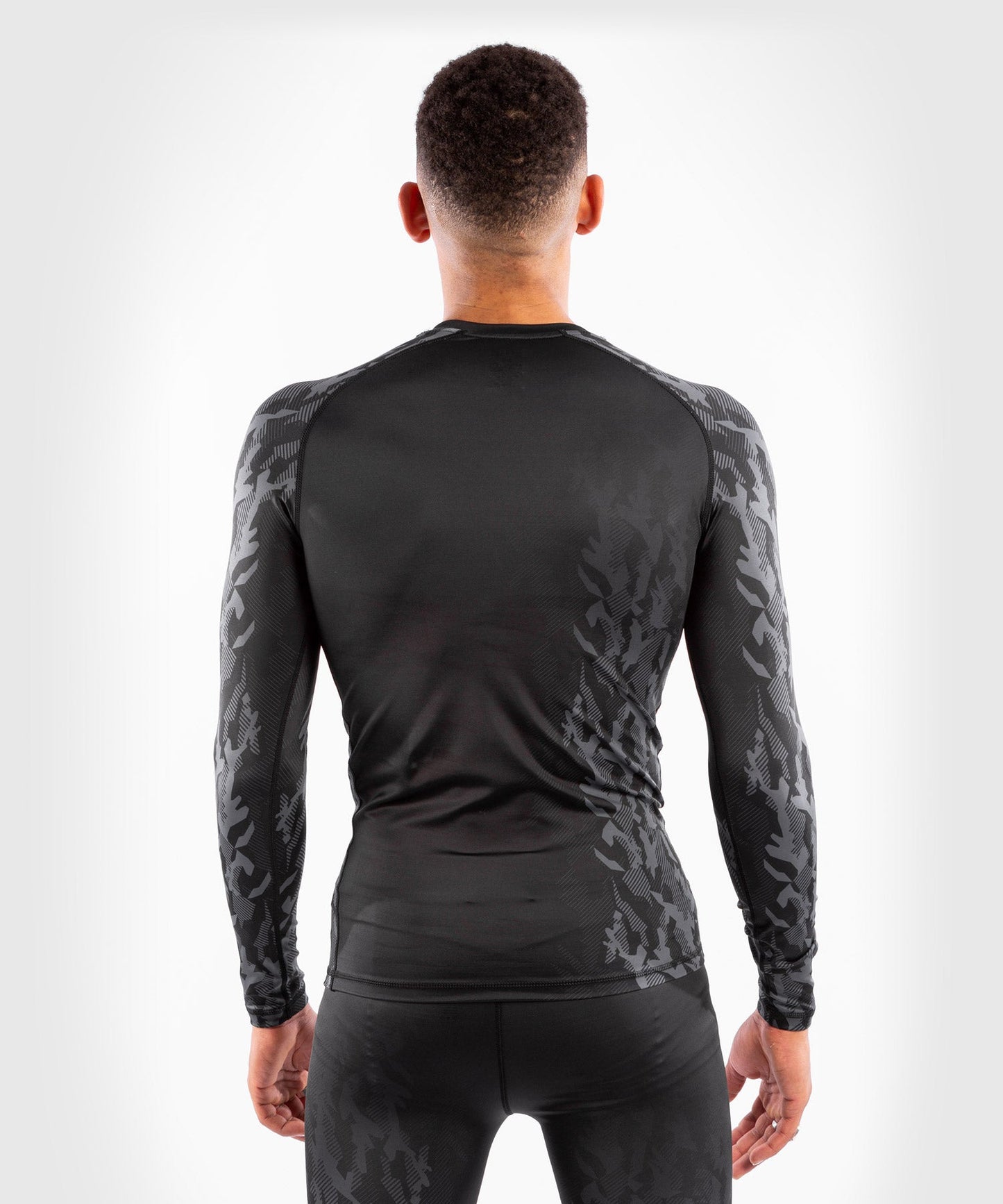 UFC Men's Long Sleeve Compression T-Shirt Venum Authentic Fight Week - Black