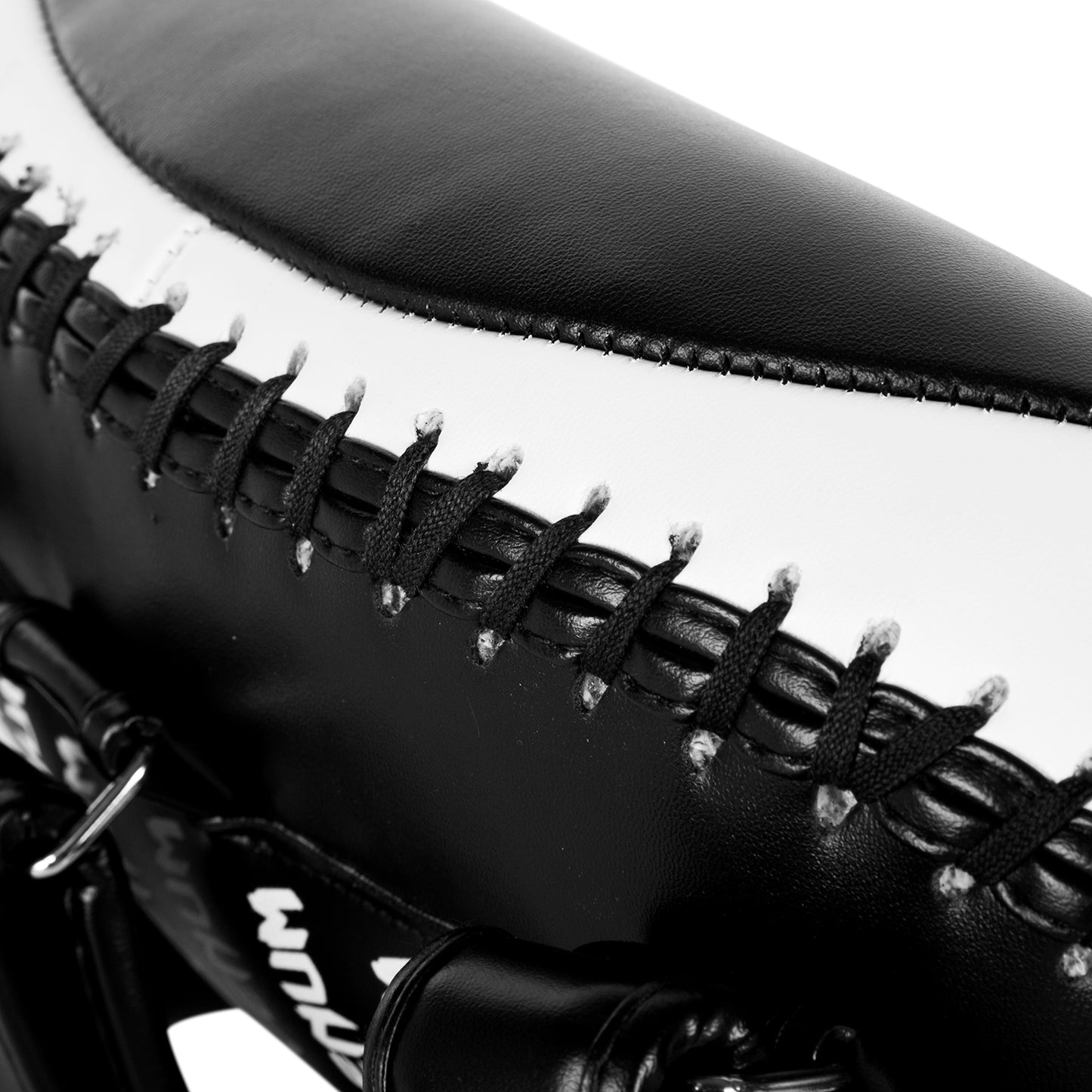 Venum Light Kick Pads - Skintex Leder - Schwarz/Ice (Paar)