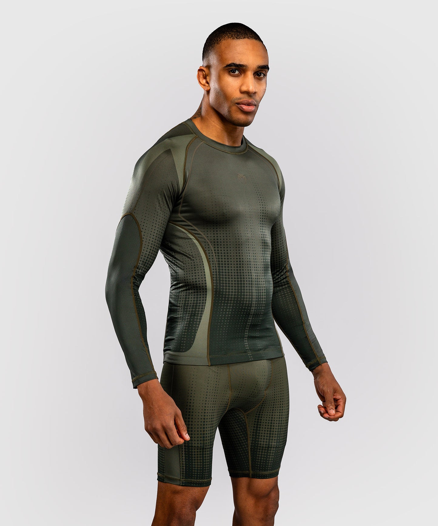 Rashguard à Manches Longues Venum Stealth – Kaki/Vert Foncé