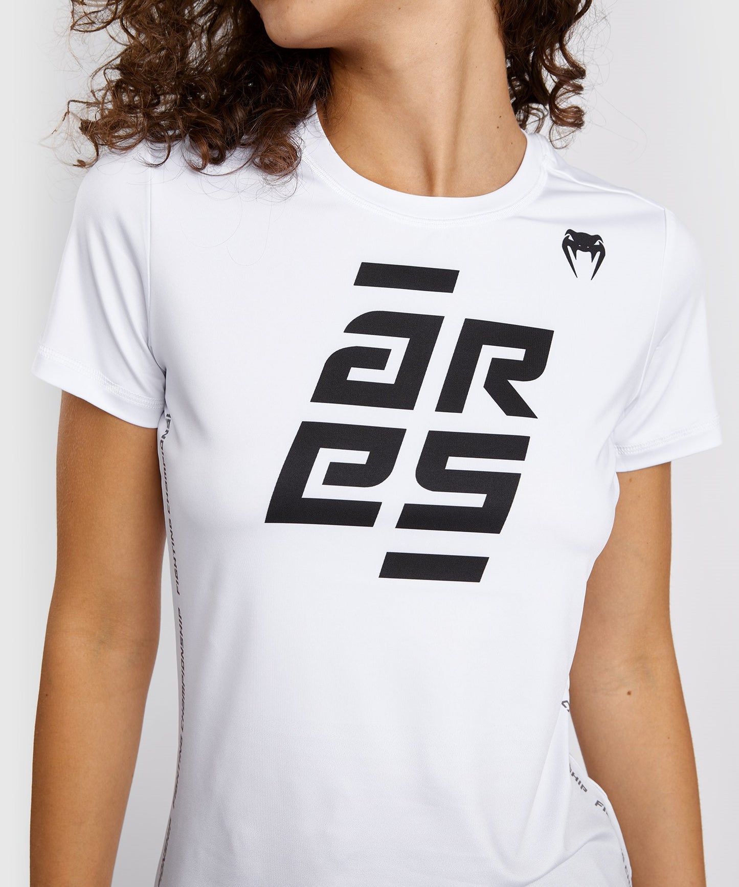 Venum x Ares Camiseta Dry Tech Mujer - Blanca