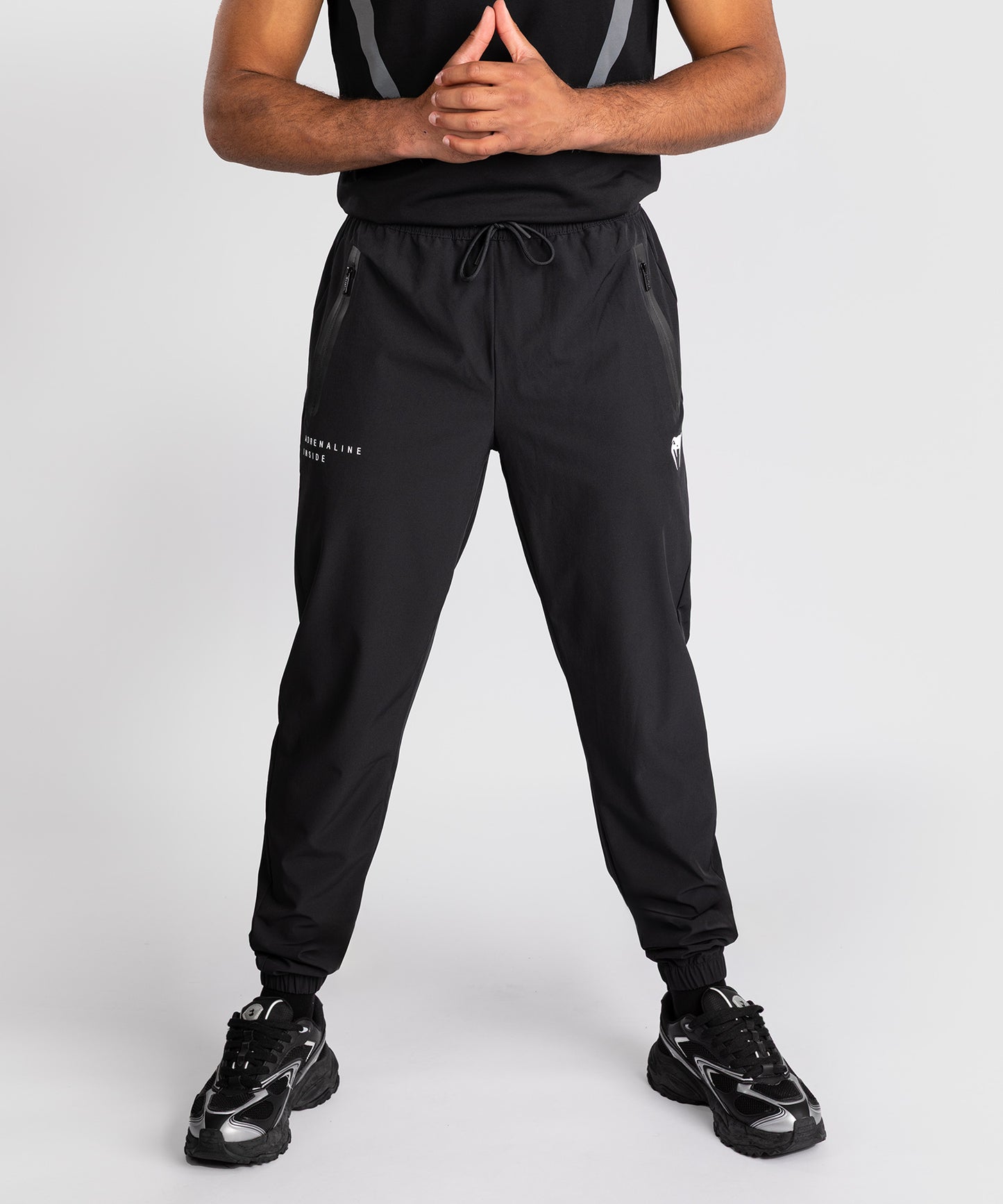 Pantalon de Survêtement Venum Adrenaline – Noir/Gris Argenté