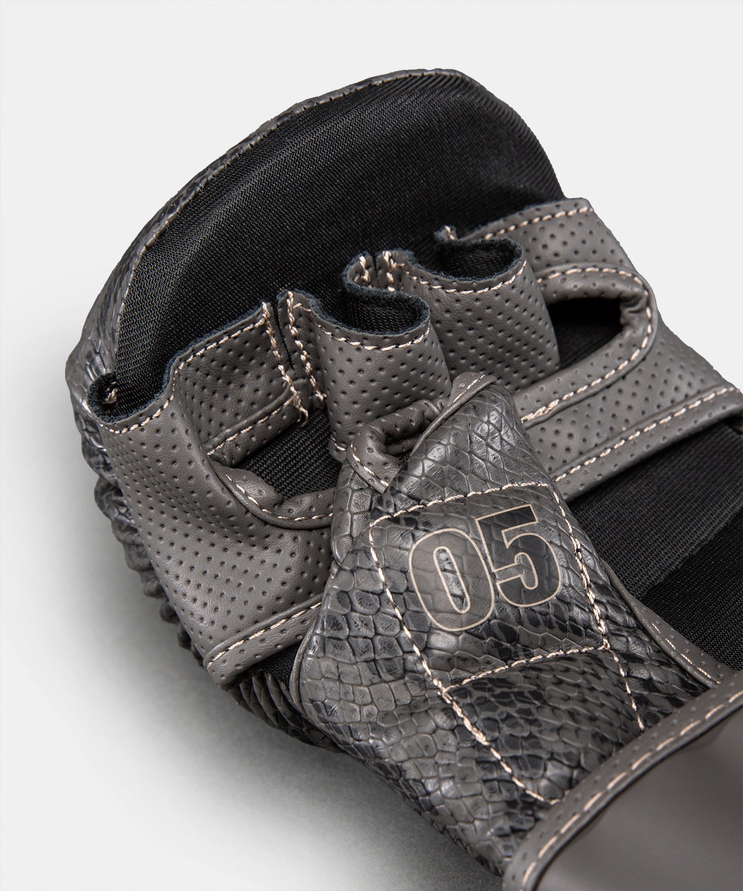 Gants de sparring MMA Midnight Fury Venum - Noir/Gris/Argent