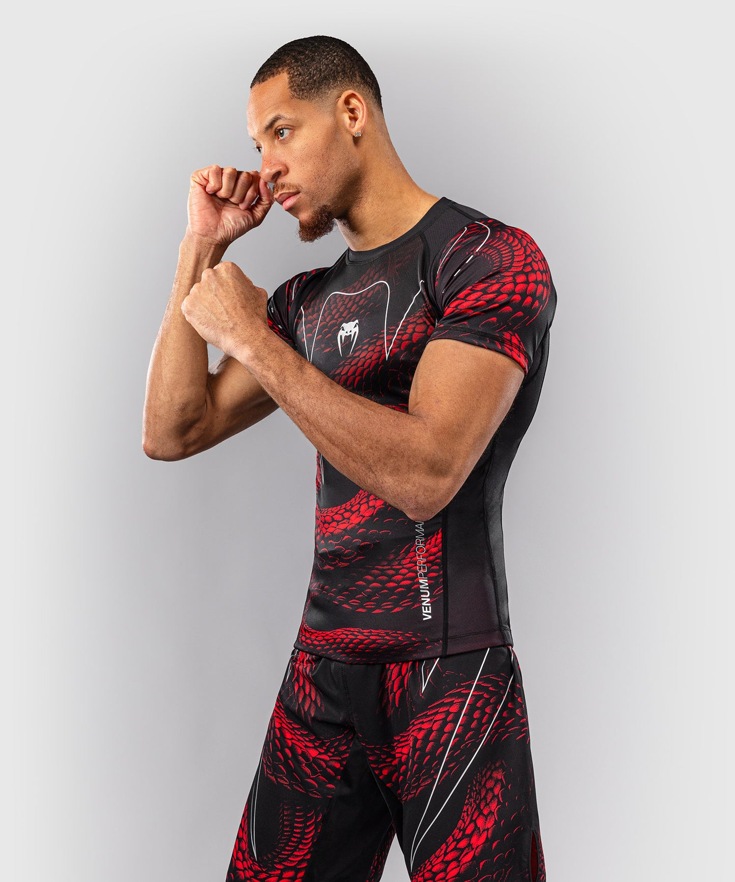 Venum Matupa Kurzarm Rashguard - Schwarz/Rot/Silber