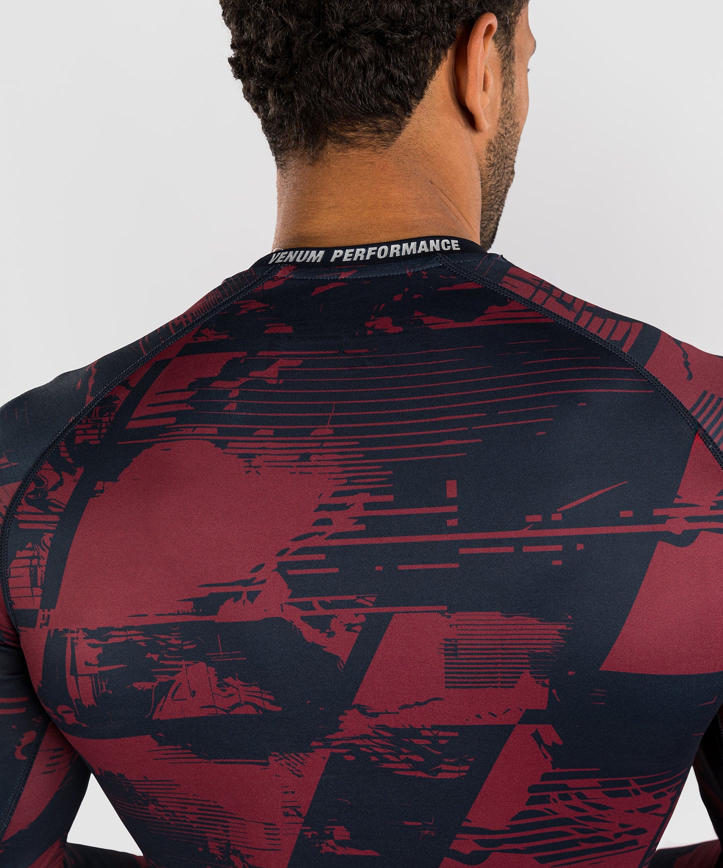 UFC Zenith by Venum Authentic Fight Week Performance Langarm Rashguard Herren - Marineblau/Burgunderrot/Silber