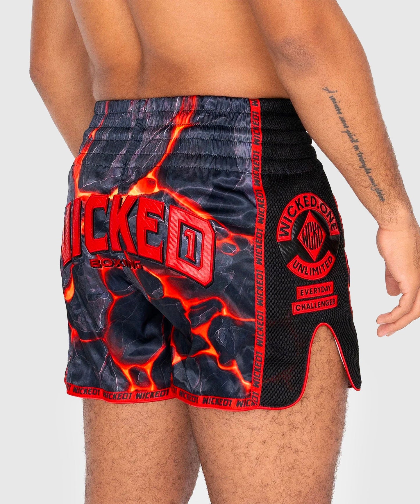 Short De Muay Thai Wicked One Magma - Noir/Rouge