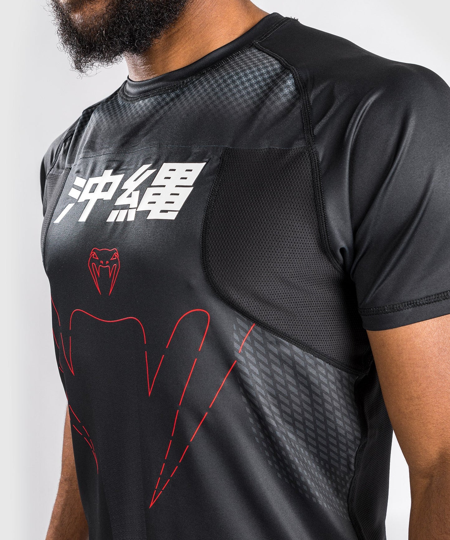 Dry Tech T-Shirt - Kurze Ärmel - Venum Okinawa 3.0 - Schwarz/Rot