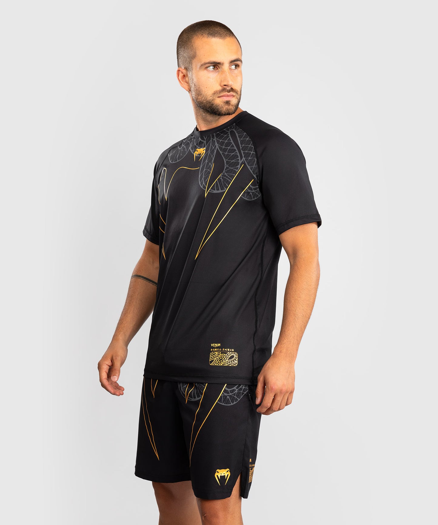 T-shirt Venum Serpenti Dry-Tech – Noir/Argent/Or