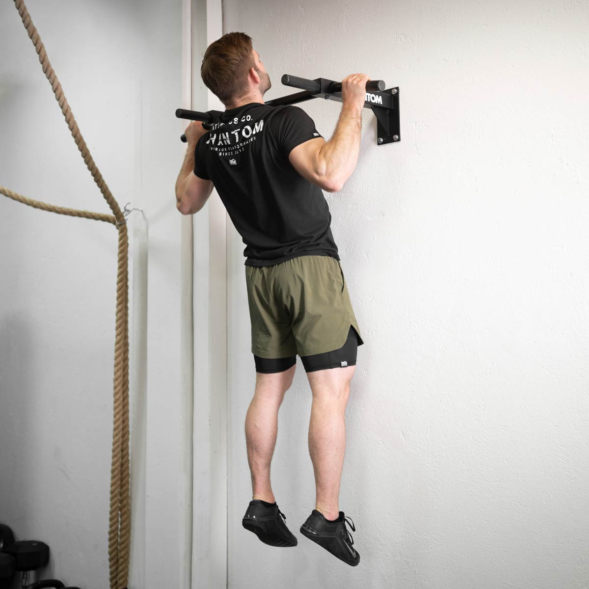 Phantom Athletics Barra de Dominadas de Pared – Negro