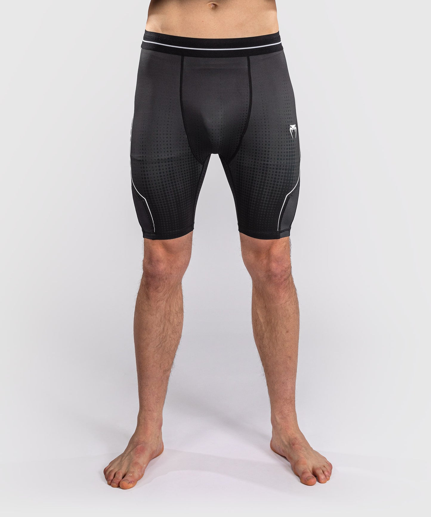 Venum Stealth Vale Tudo Kompressionsshort – Schwarz/Weiß
