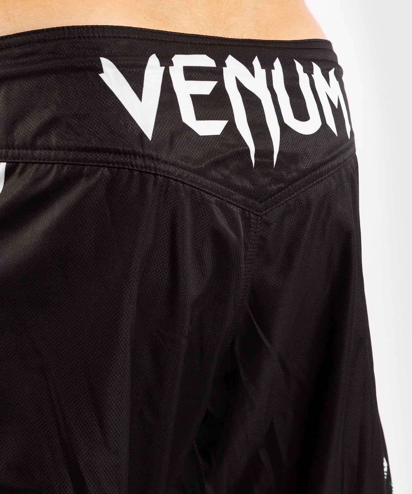 Pantalones MMA Venum Signature - Negro/Blanco