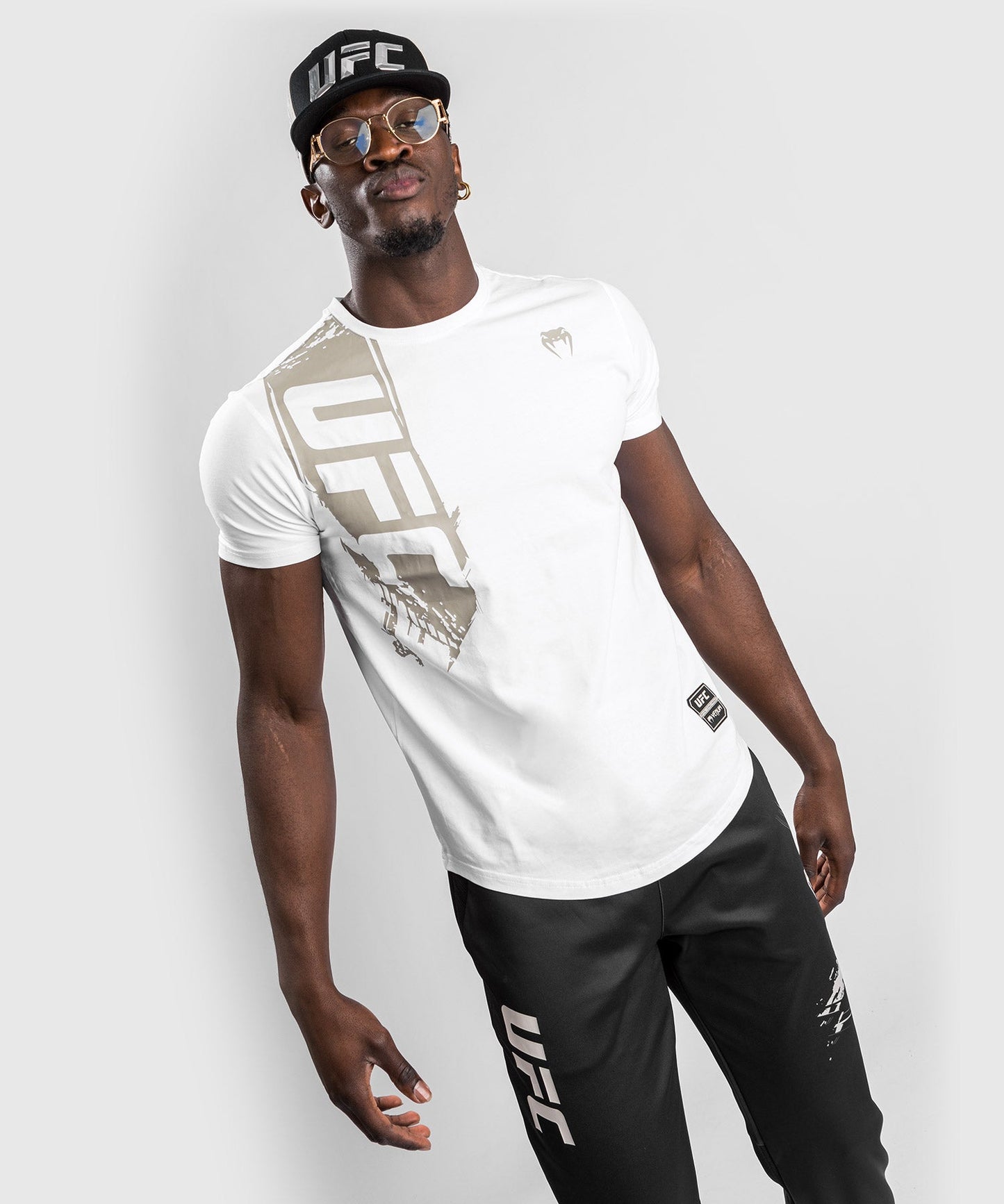 UFC T-Shirt Venum Authentic Fight Week 2.0 - Short Machetes - White/Sand
