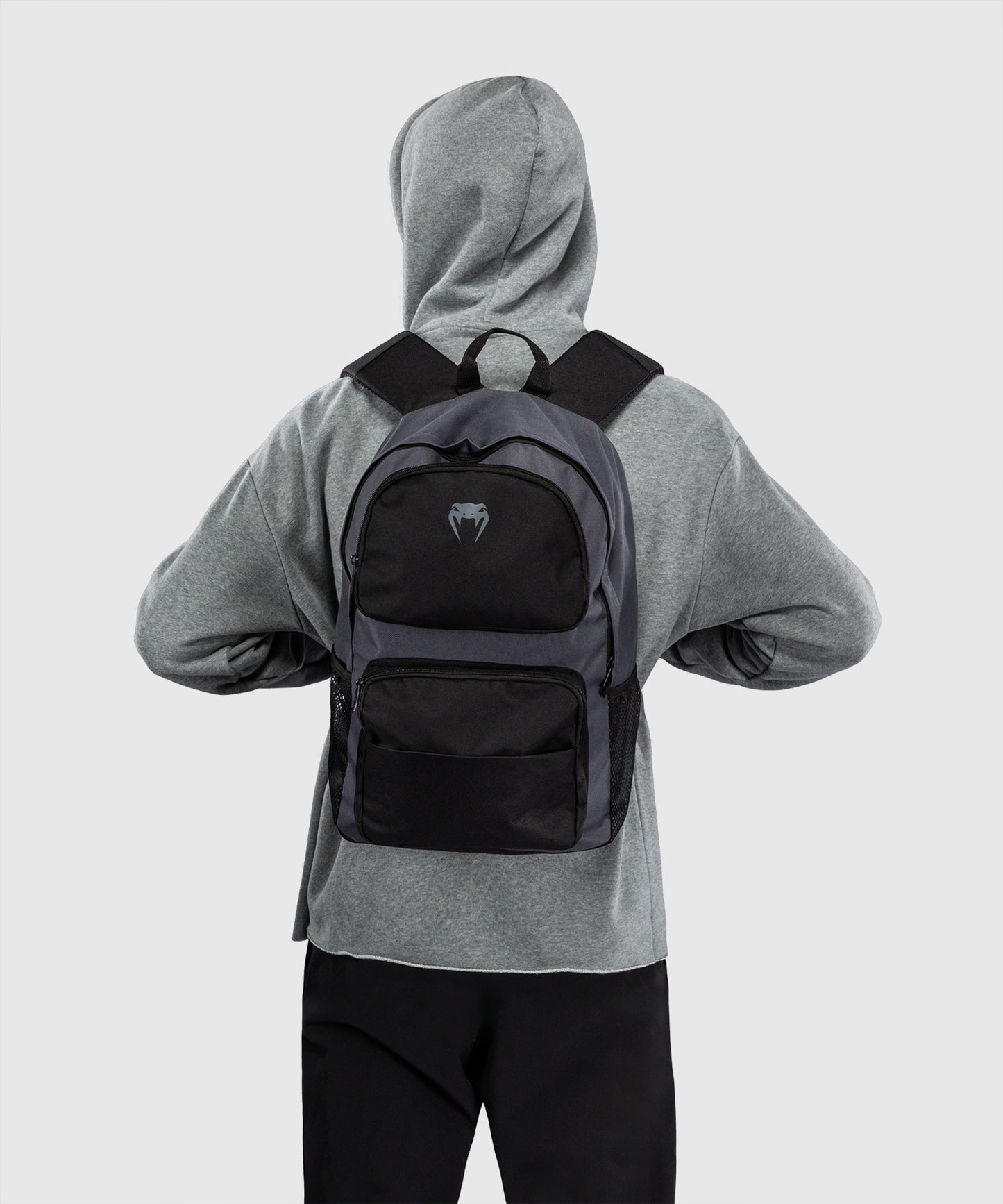 Venum Essential Rucksack (24 L) - Grau/Schwarz