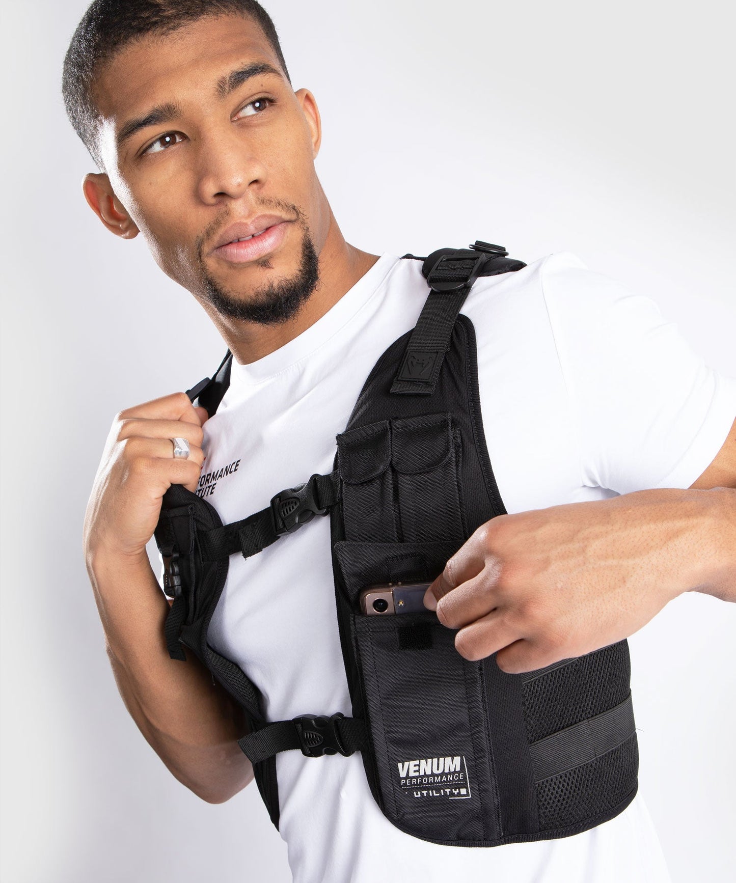 Venum Challenger Vest Utility - Schwarz