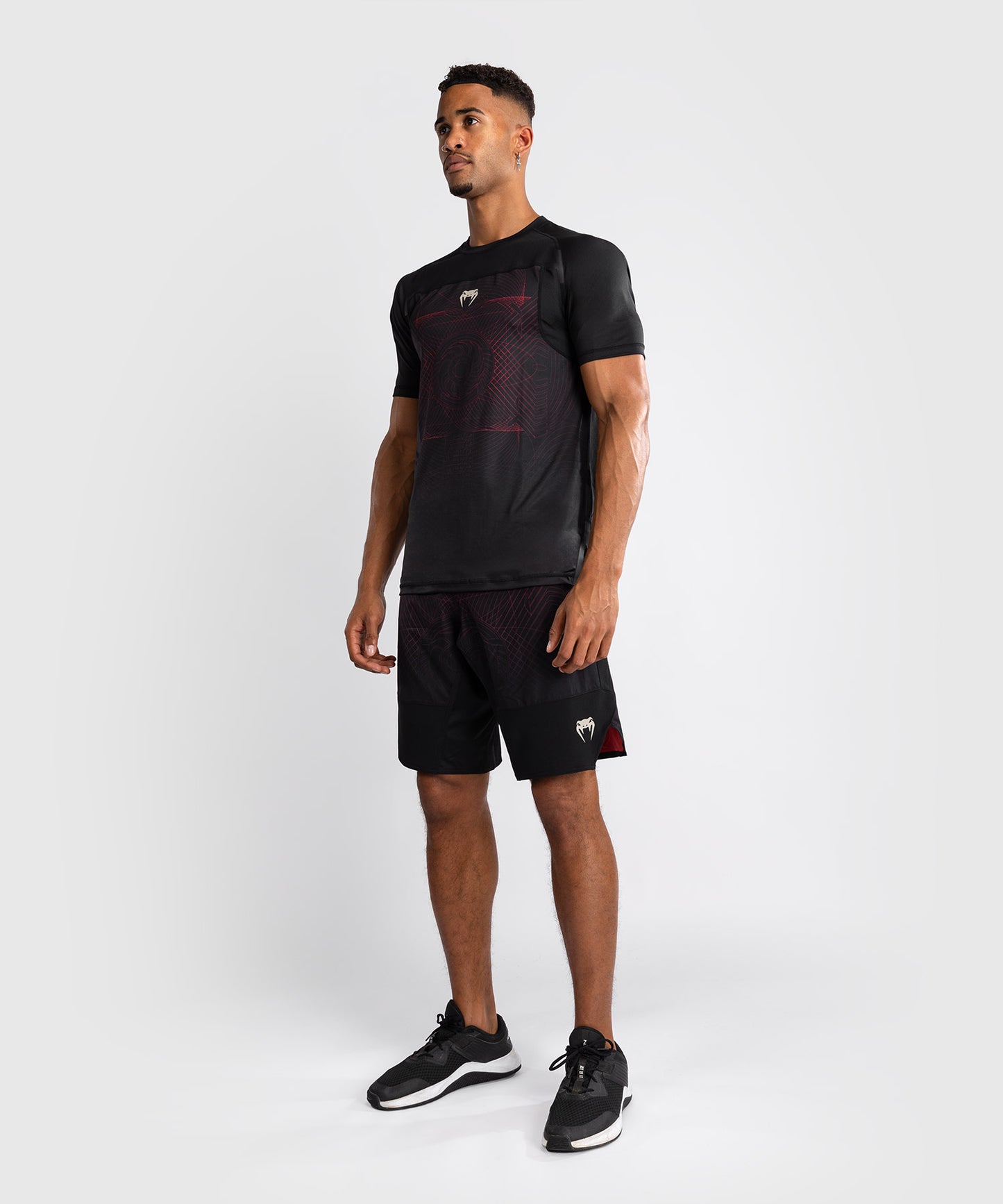 Venum G-Fit Air Herren Dry-Tech T-Shirt - Tiefschwarz / Feuerrot