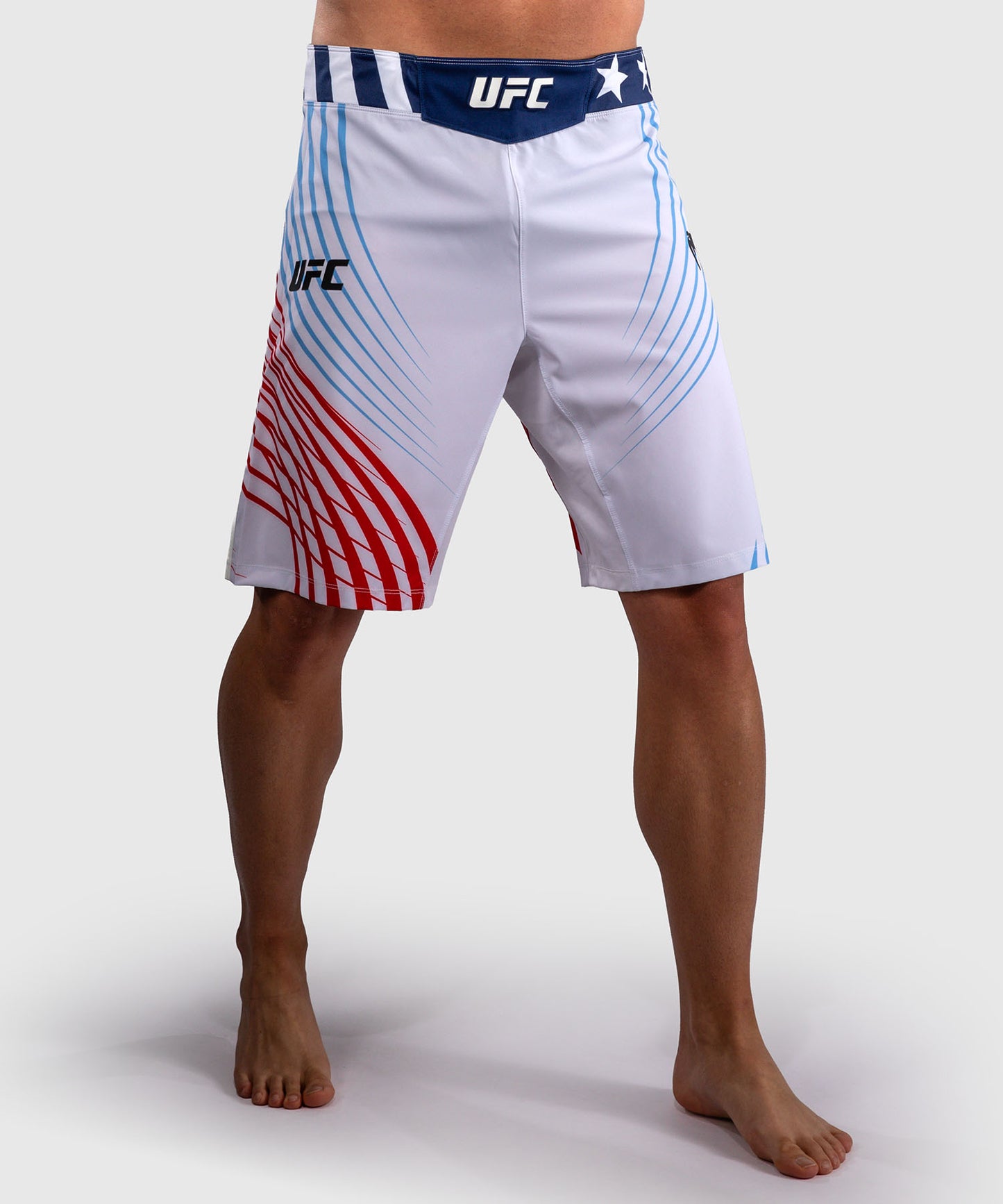 Official UFC Freedom 250 by Venum Authentic Fight Night Fight Shorts im Long Fit für Herren - Weiß