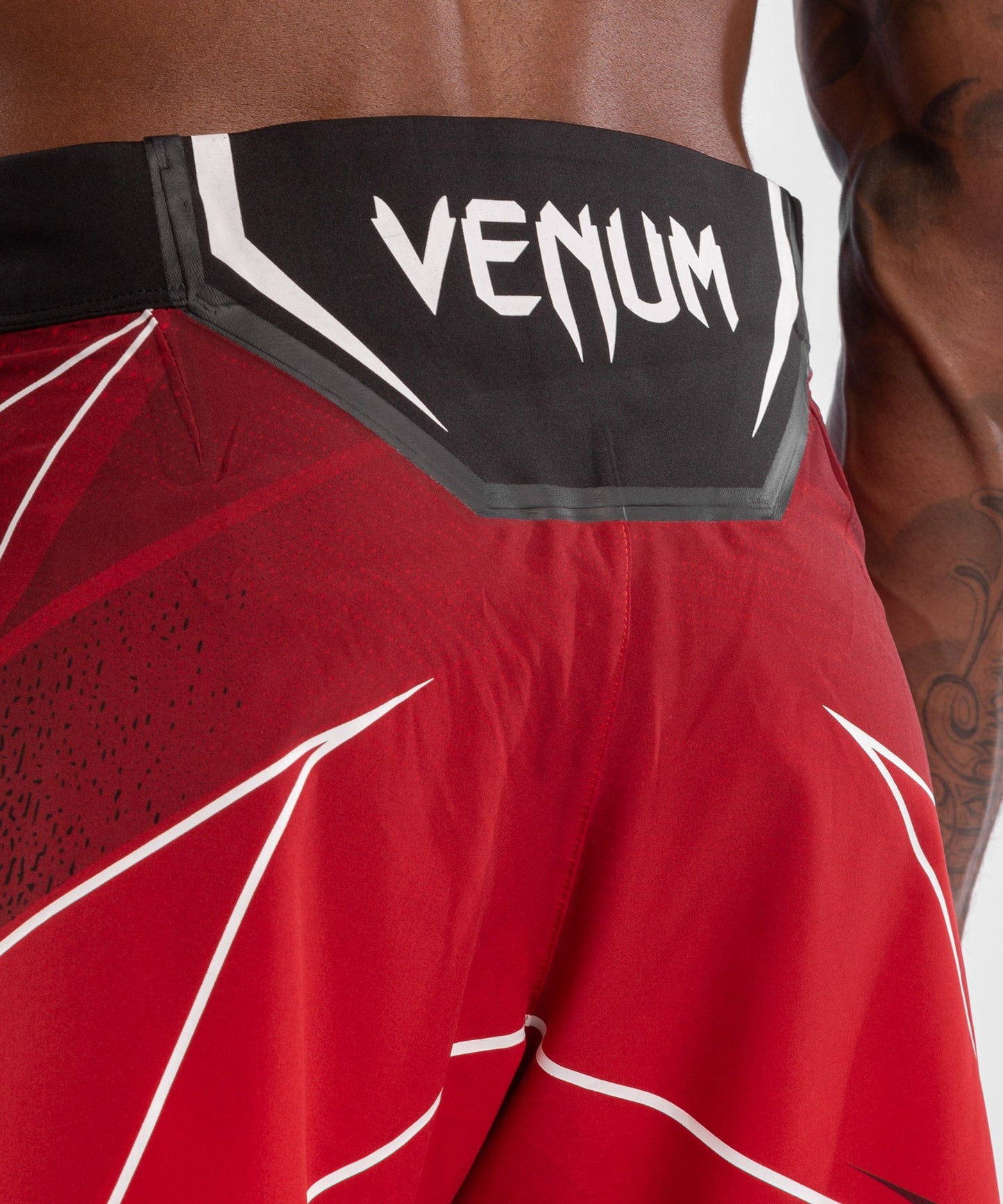 UFC Herren Fightshorts Venum Authentic Fight Night Gladiator - Rot