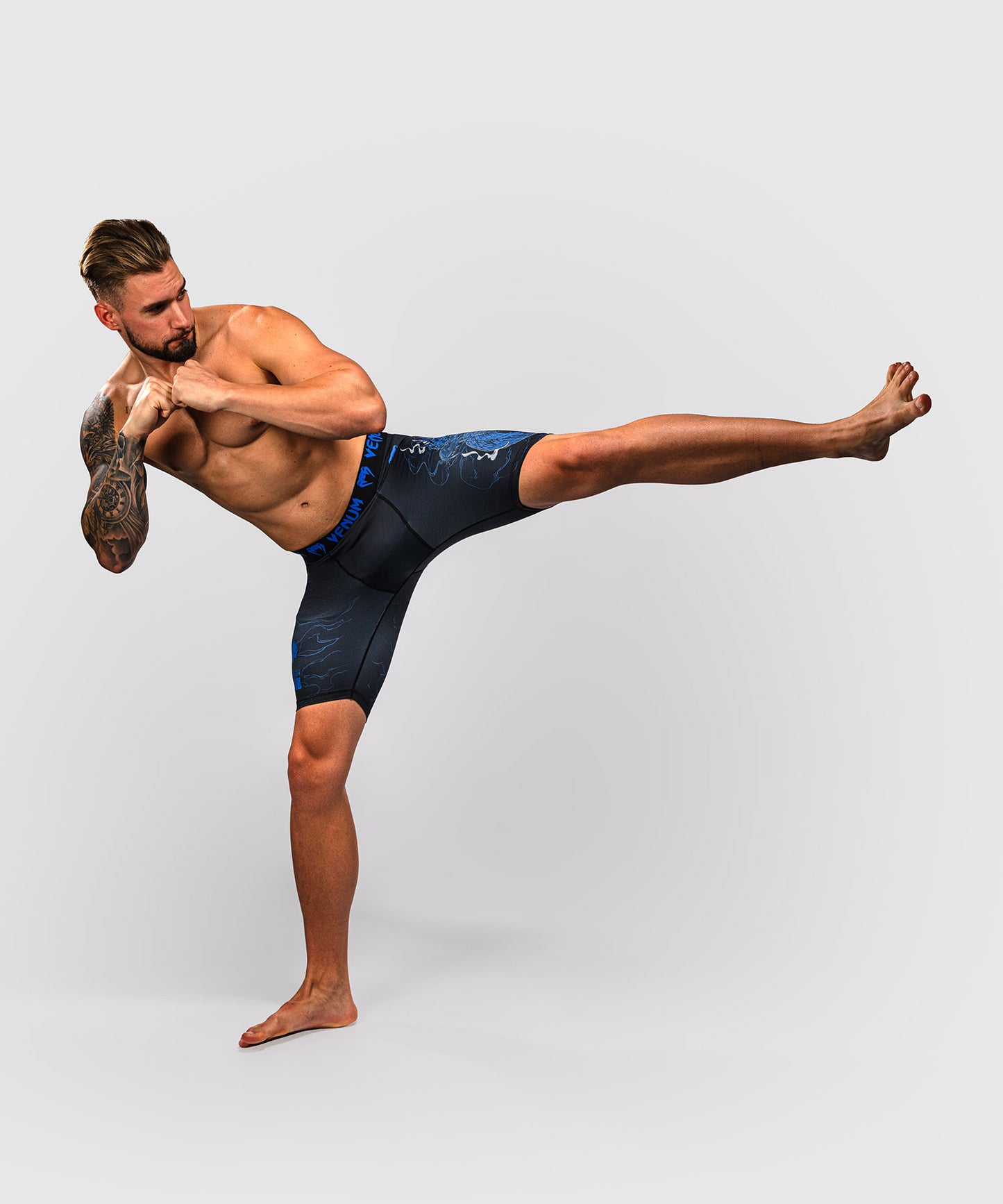 Venum Thunder Dragon Vale Tudo Shorts - Black/Royal Blue
