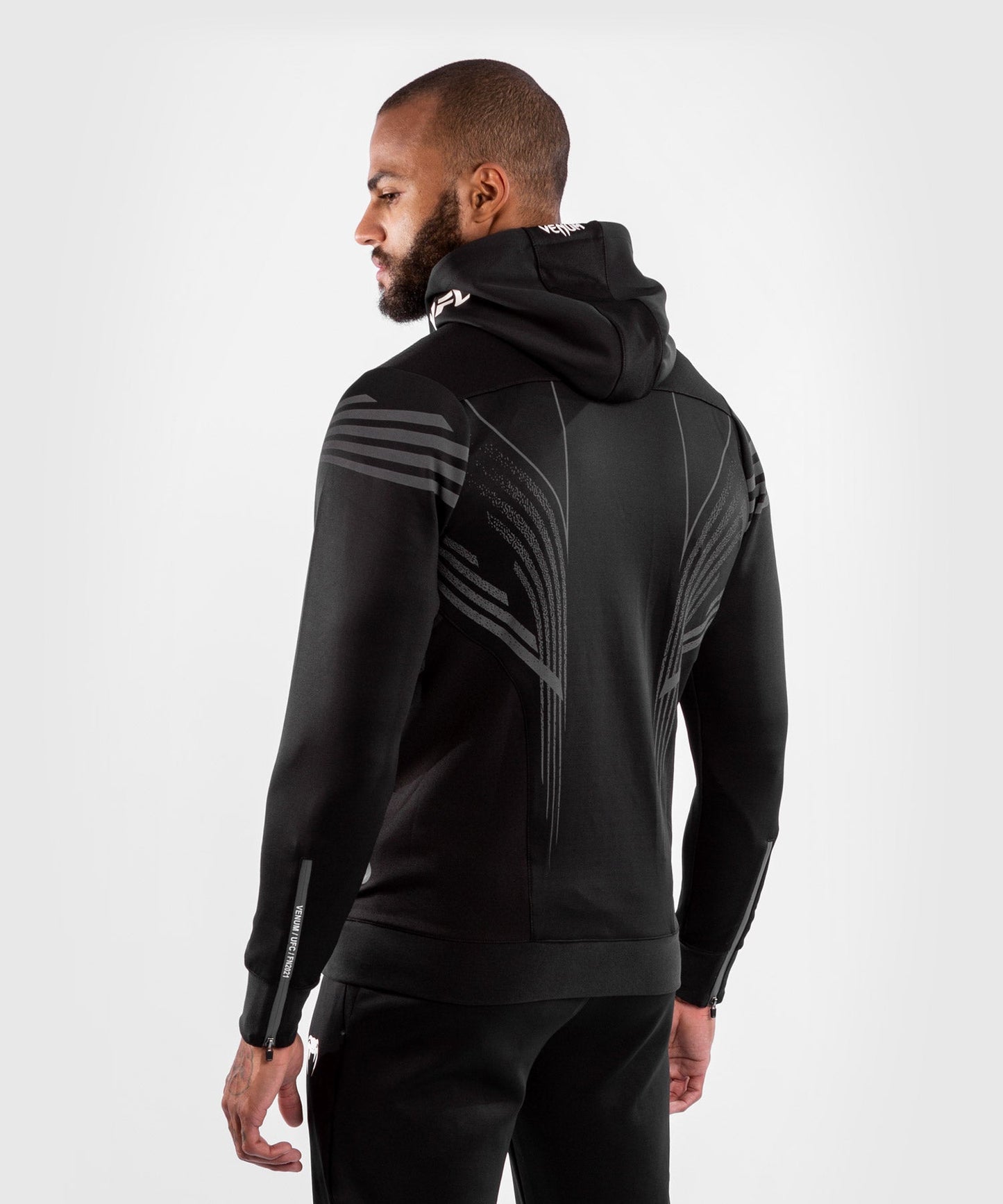 Venum Authentic Fight Night UFC Herren Kapuzenpullover - Schwarz
