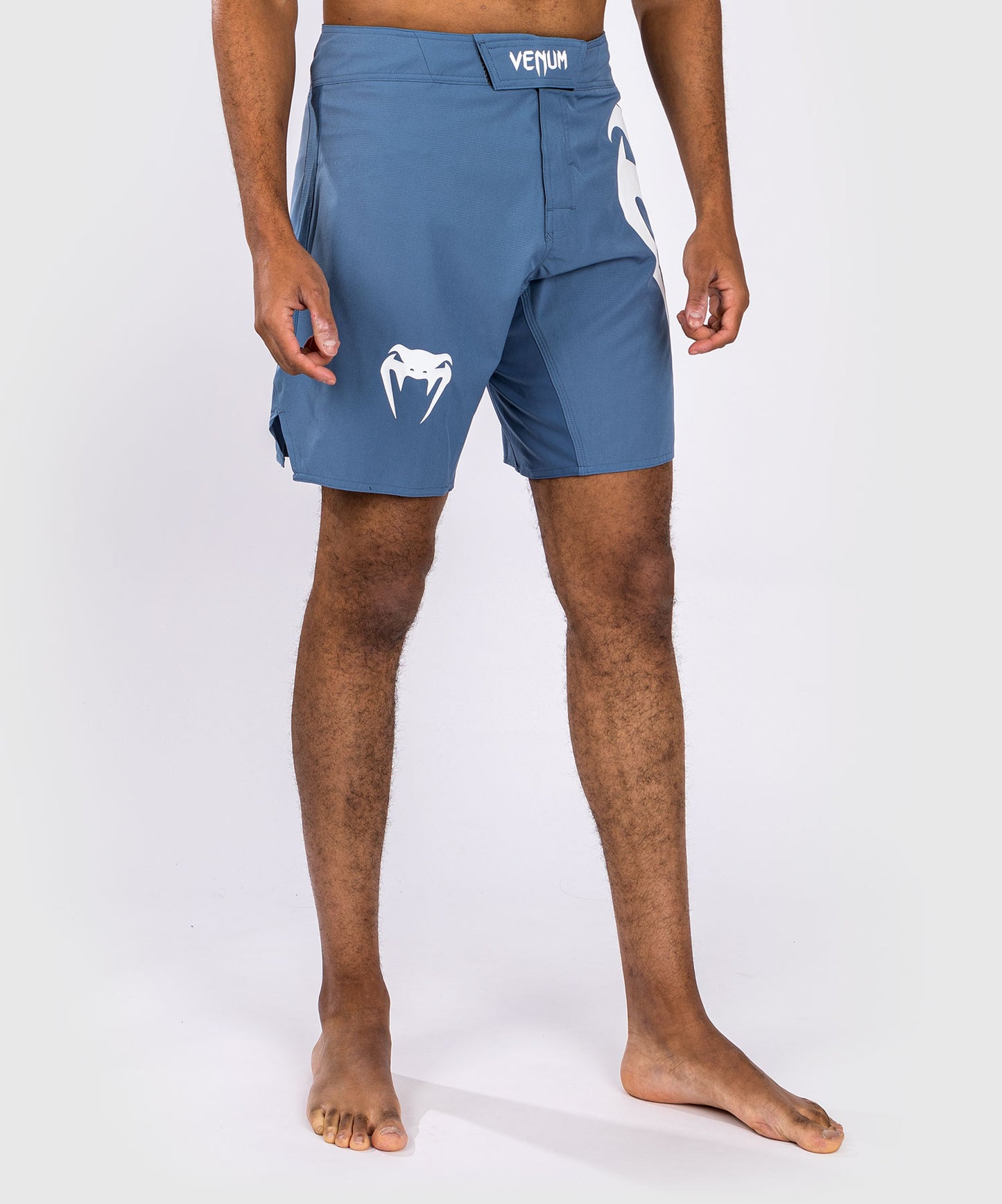 Venum Light 5.0 Fight Shorts - Blau/Weiß