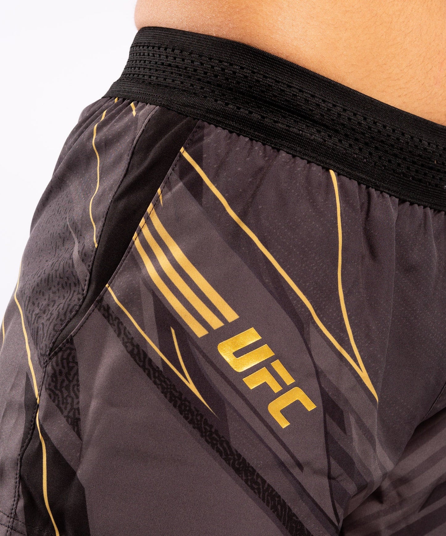 Women's UFC Venum Replica Short - Champion