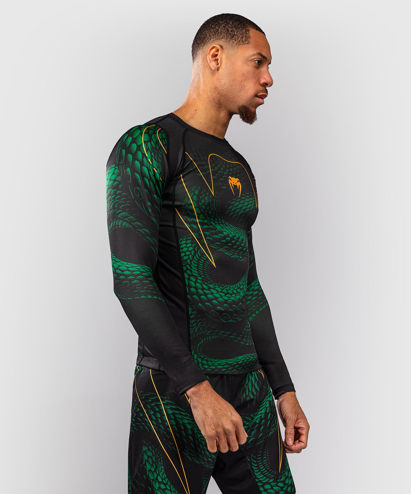 Venum Matupa Long Sleeve Rashguard - Black/Green/Gold