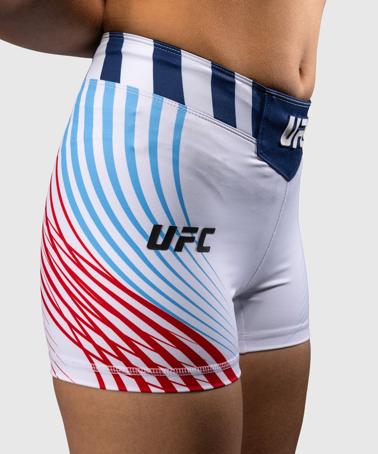 Official UFC Freedom 250 by Venum Authentic Pantaloncini Vale Tudo taglio corto da donna - Bianco