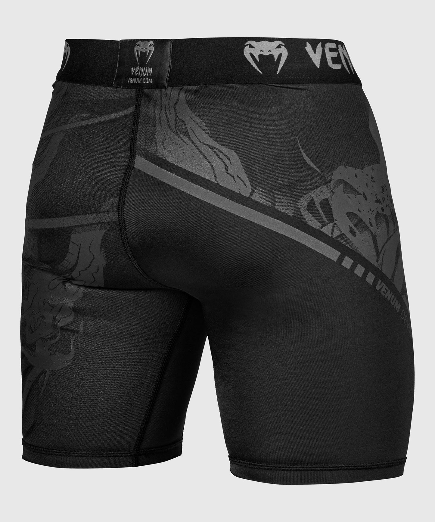 Venum Devil Vale Tudo Shorts - Schwarz/Schwarz